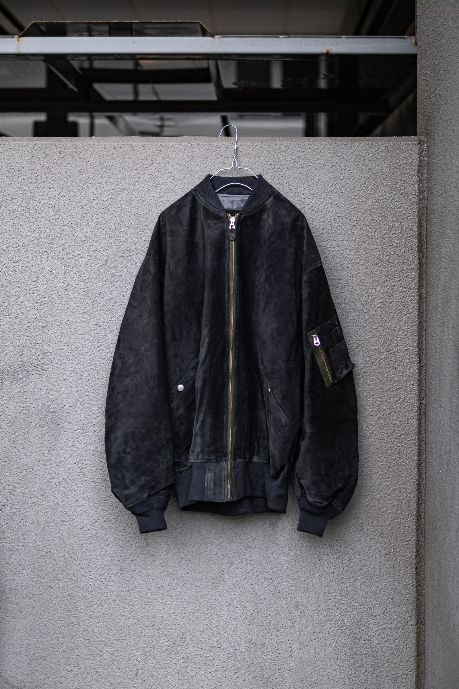 SUEDE BOMBER JACKET / Black