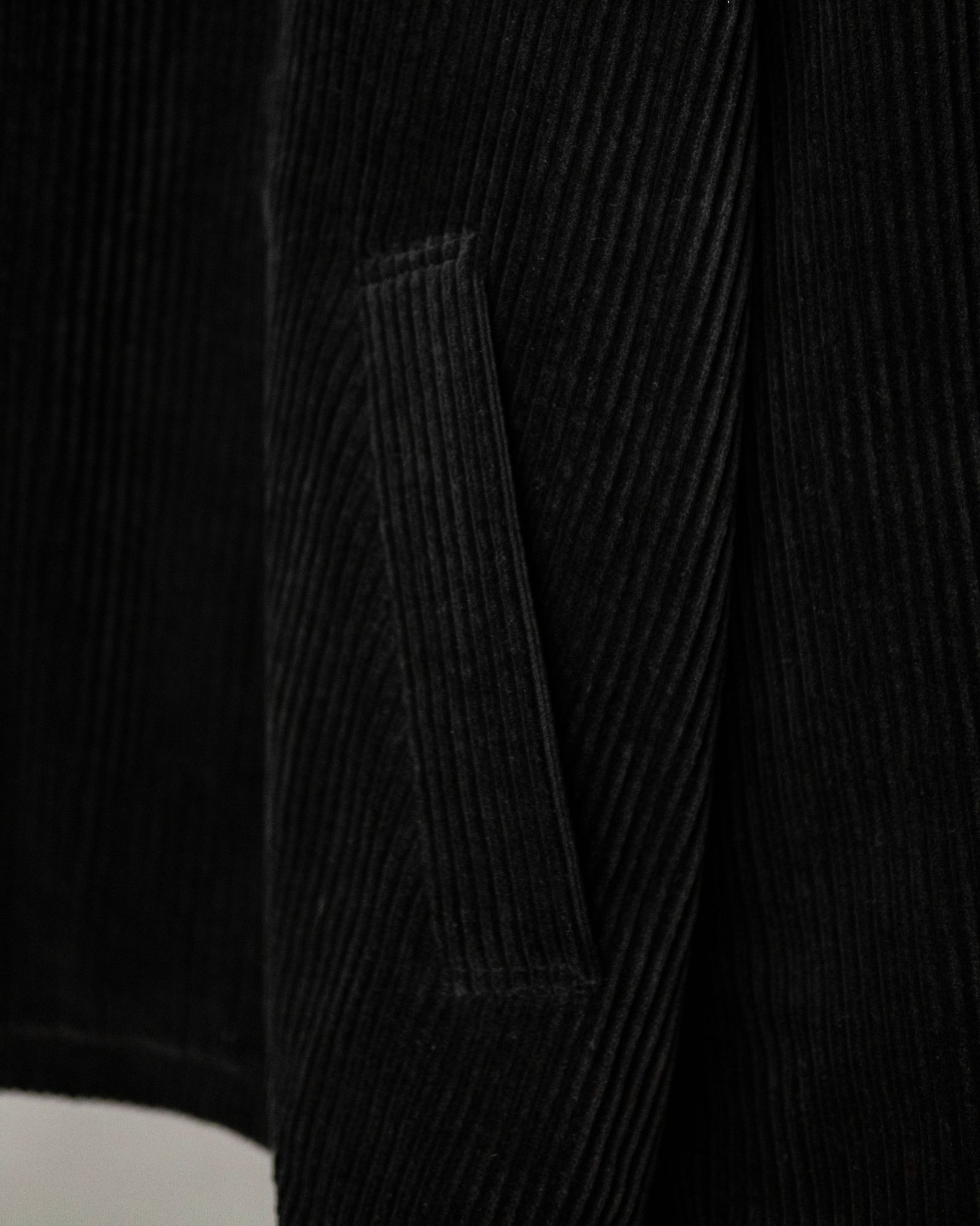 Corduroy Padded JKT / Black