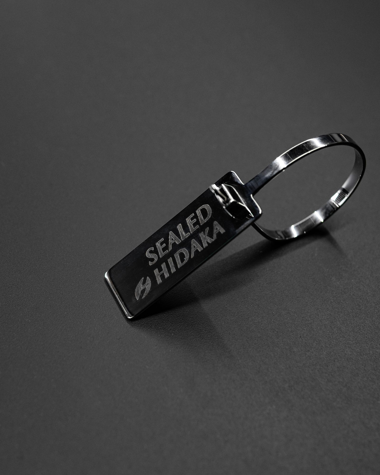 Seal-tag Key Ring / Silver