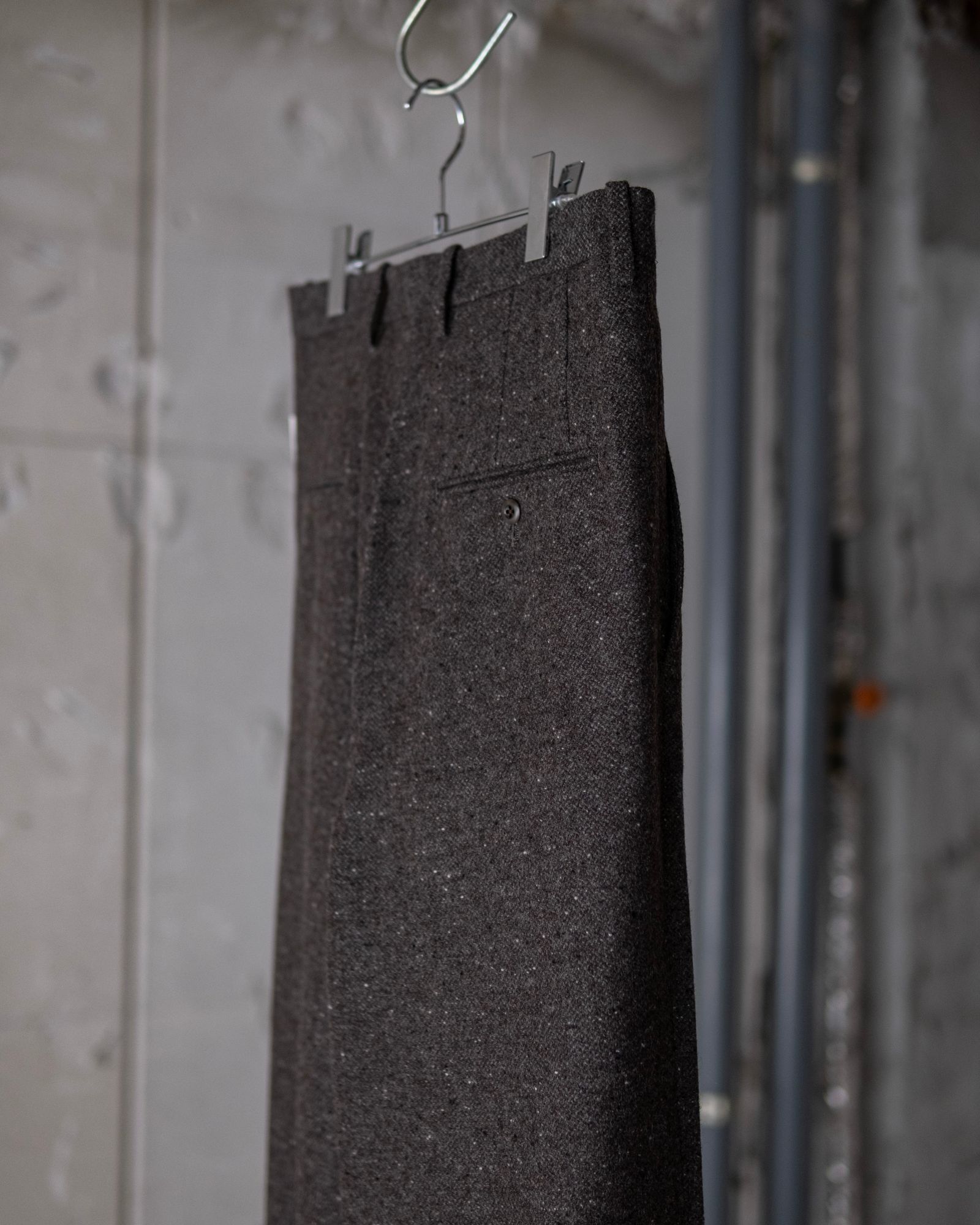 TUCKED BAGGY PANTS / MOCHA GREY