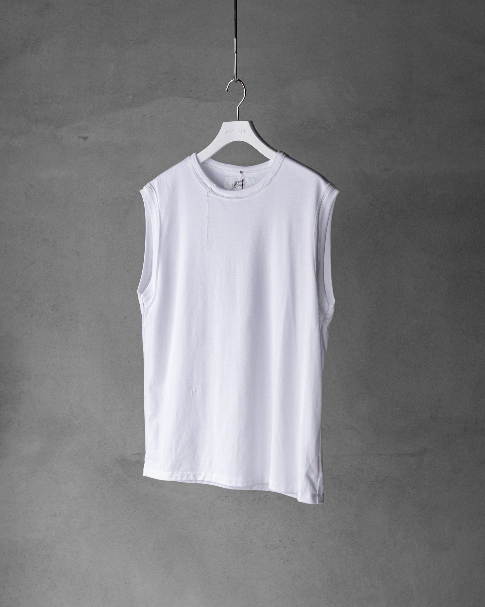 “TUGIHAGI” Neck Sleeveless / White