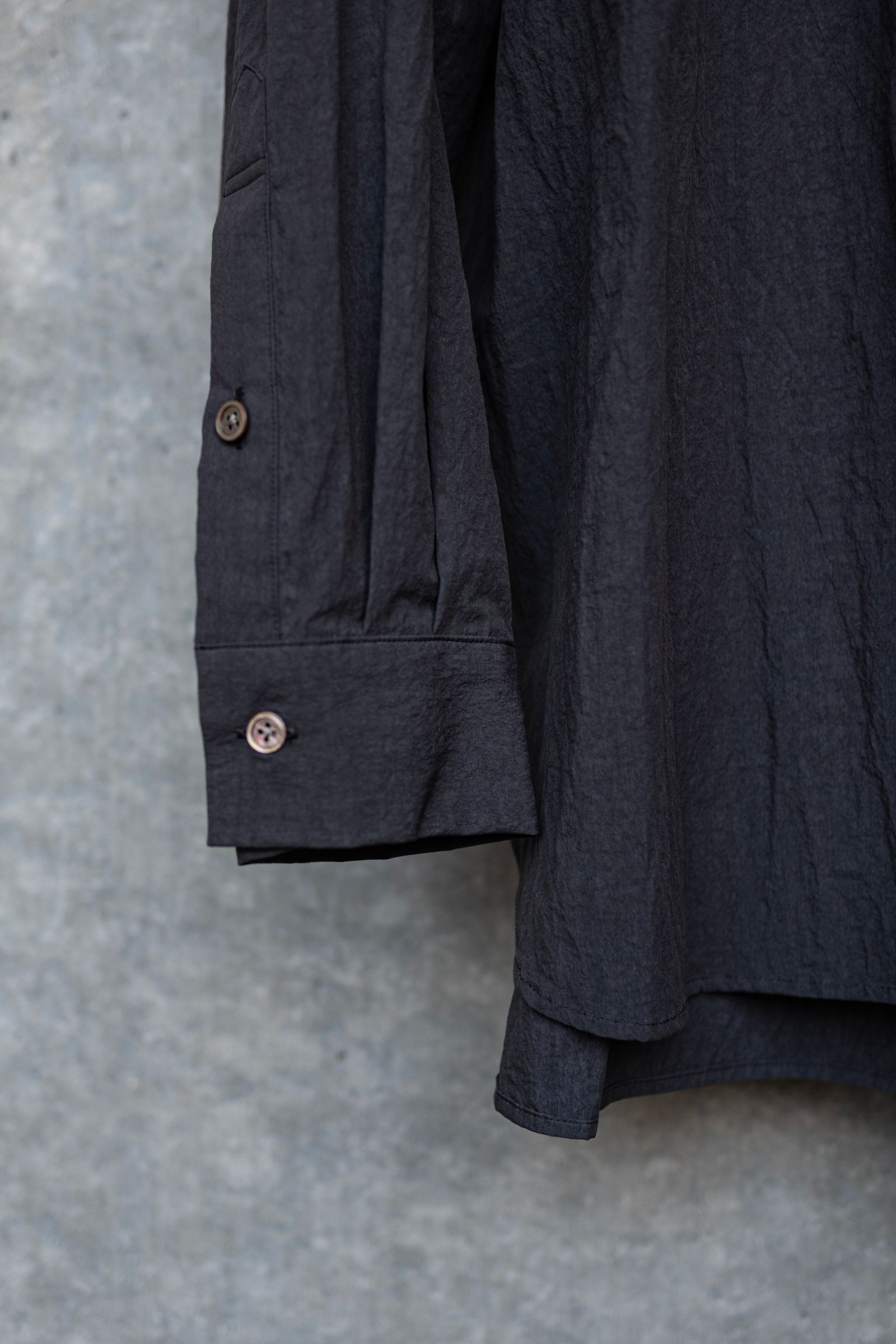 COTTON NYLON WIDE SHIRT / TAUPE