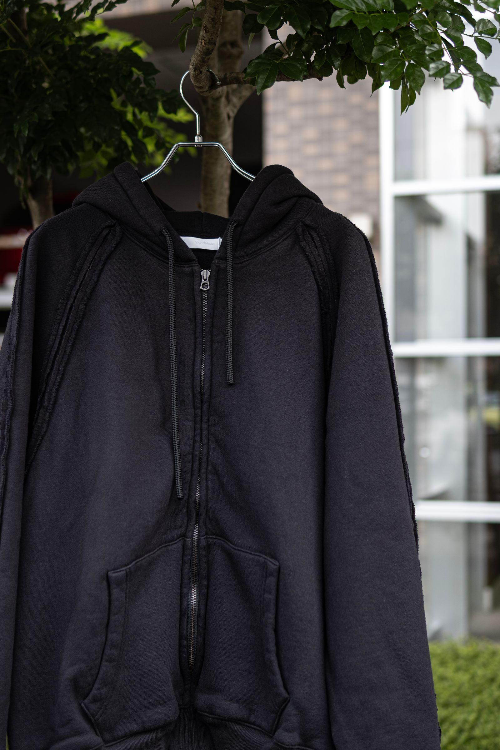 Full-Zip Sweat Hoodie / Black