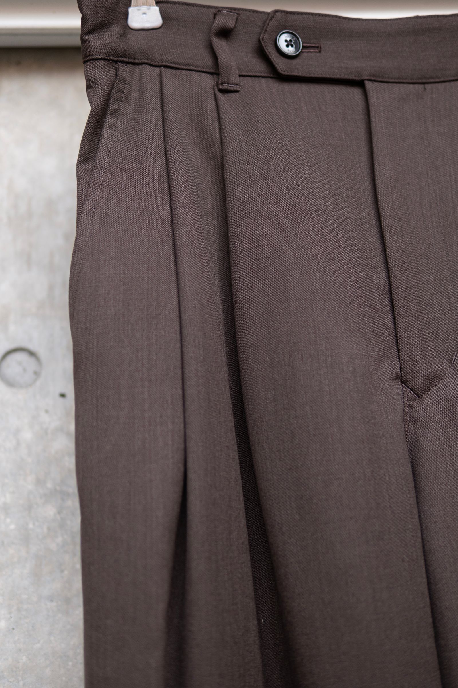 2TUCK WIDE EASY PANTS / BROWN