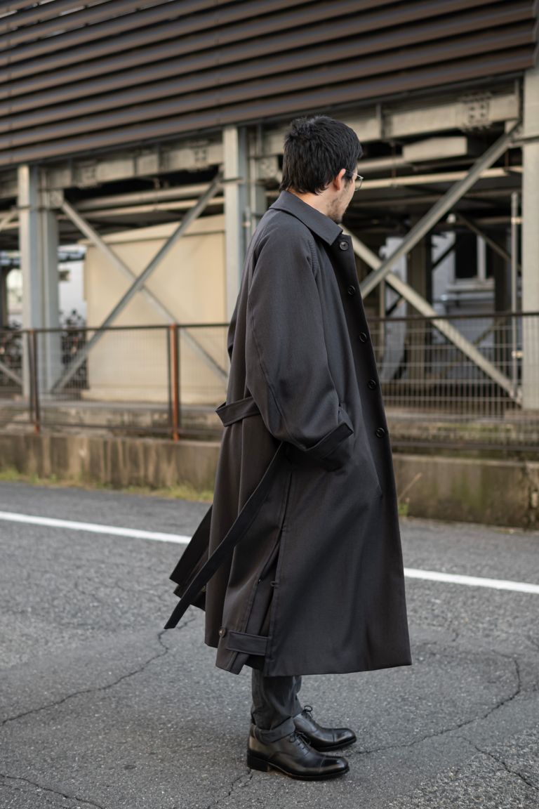 Blanc YM - Side inverted pleats long coat / Blue-Black 