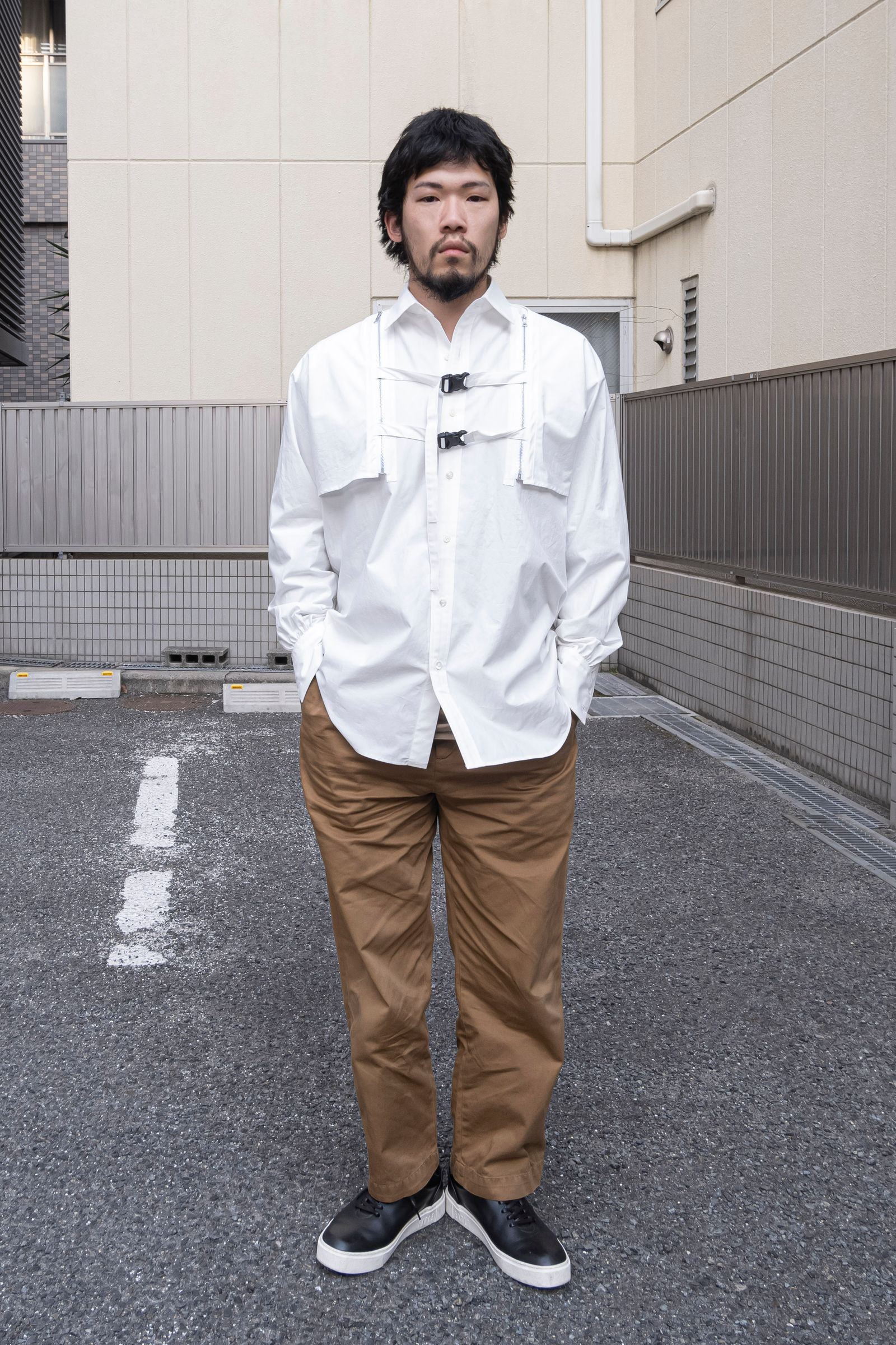 meagratia - separated shirt / wht | Retikle Online Store