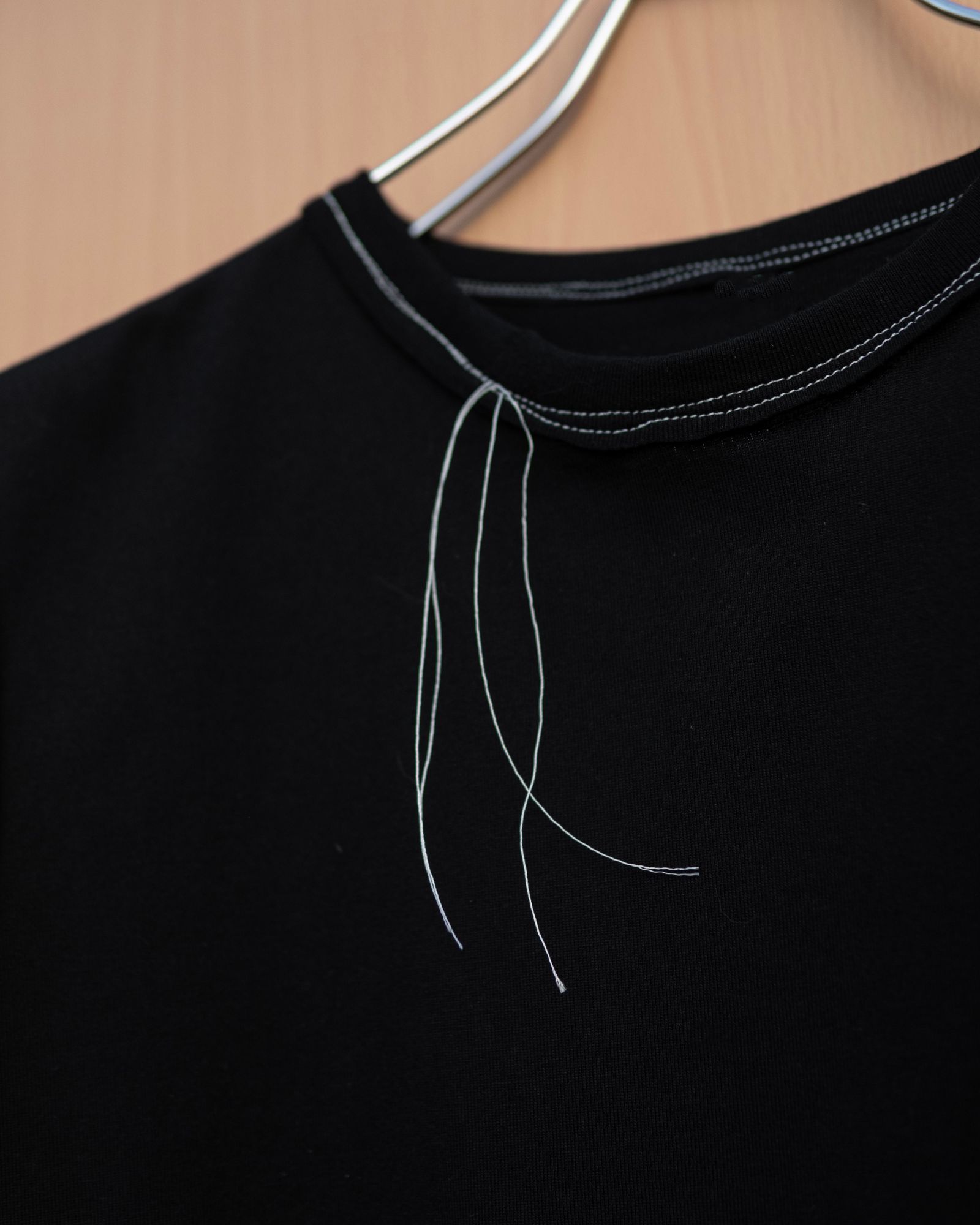“TUGIHAGI” Neck Sleeveless / Black