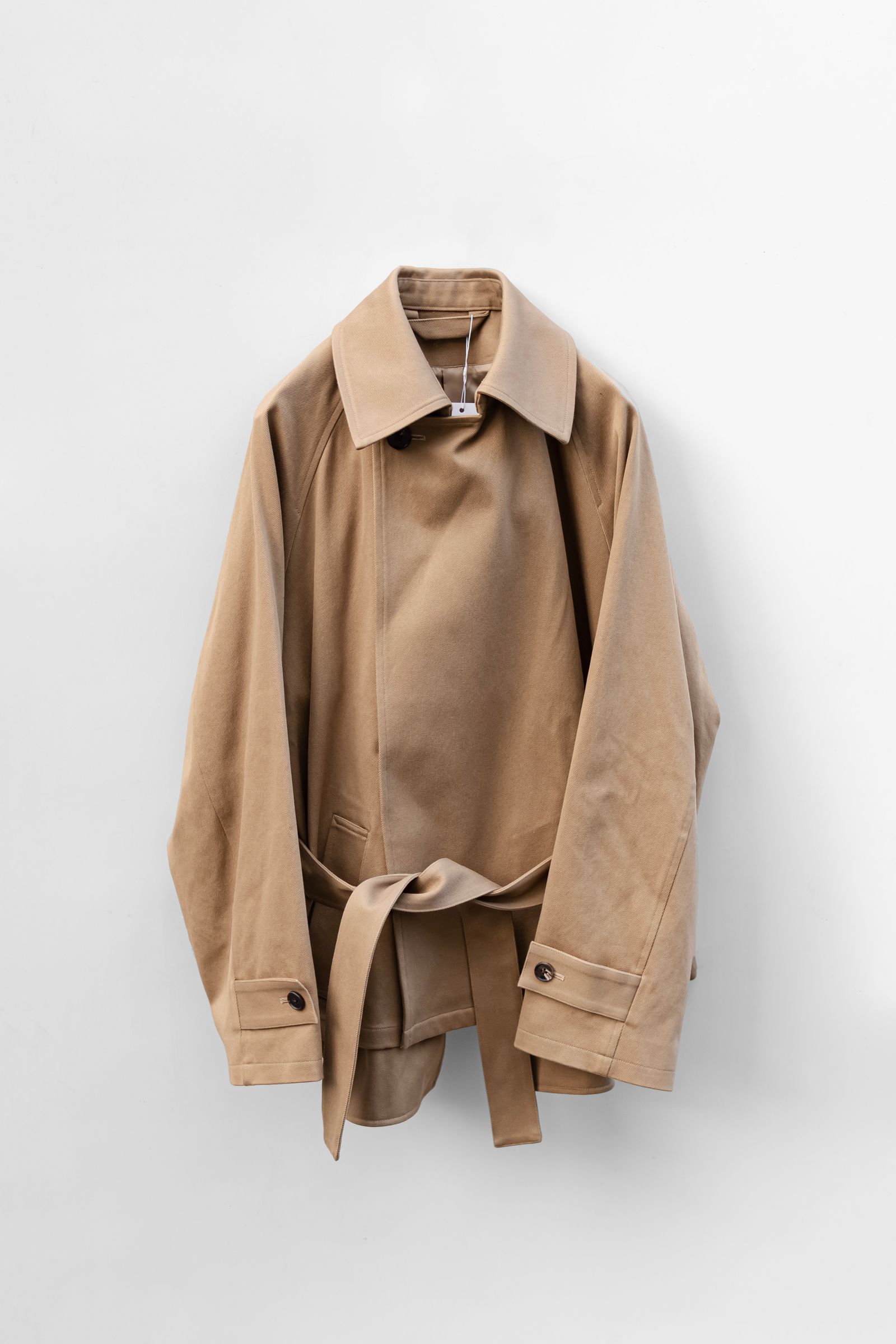 Blanc YM - Short trench coat / Beige | Retikle Online Store