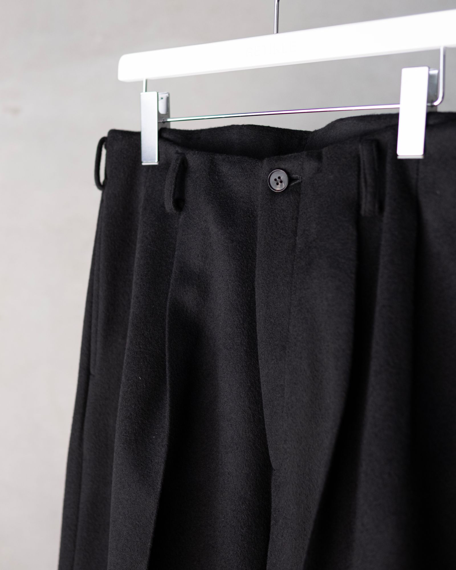 Wool Cashmere Trousers / Black