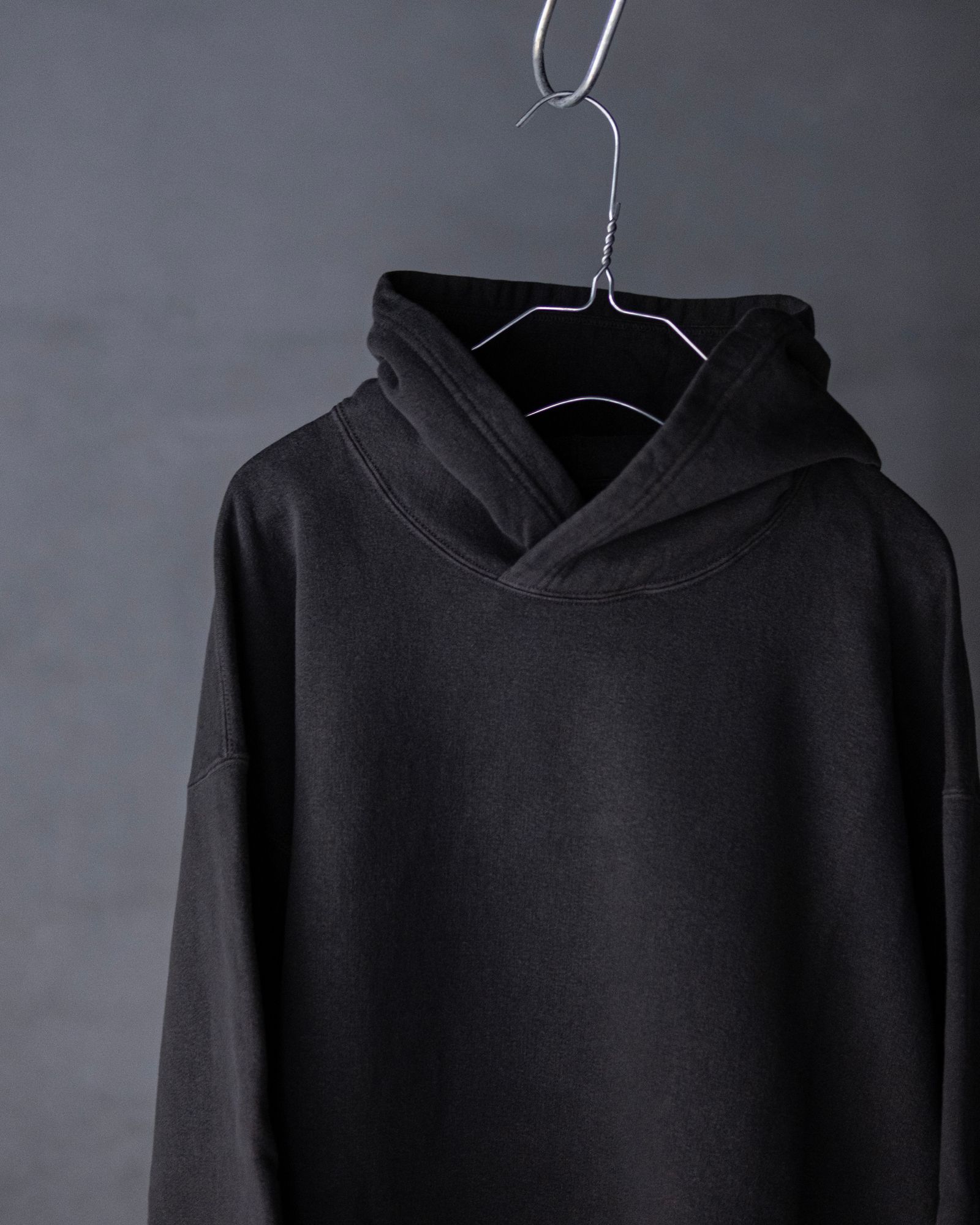 SWEAT HOODIE / Sumikuro