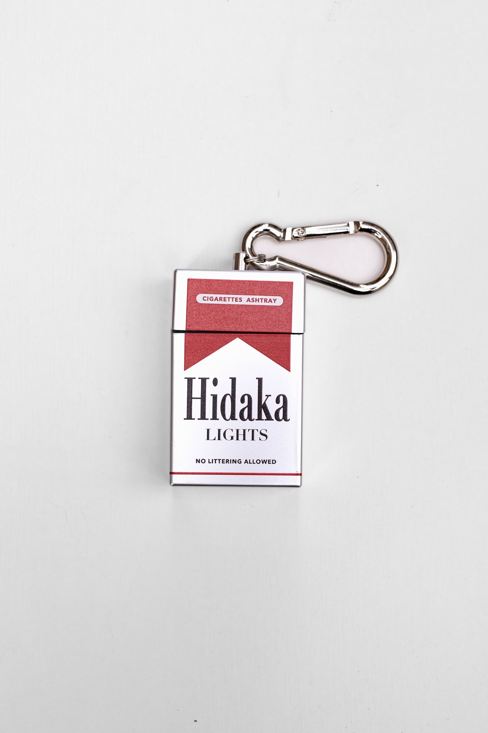 PORTABLE ASHTRAY - MARLBORO / RED