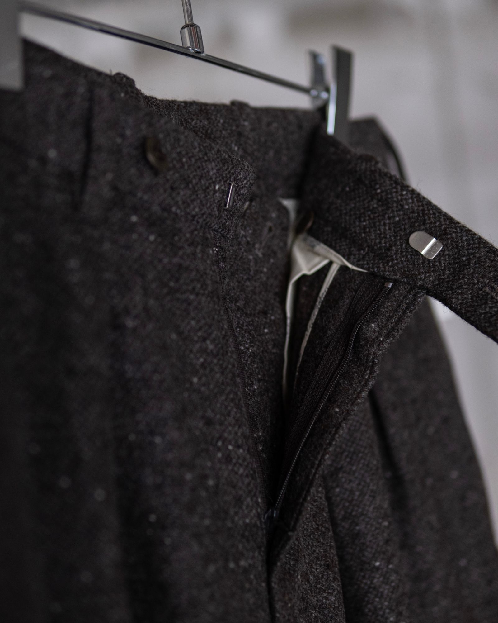 TUCKED BAGGY PANTS / MOCHA GREY
