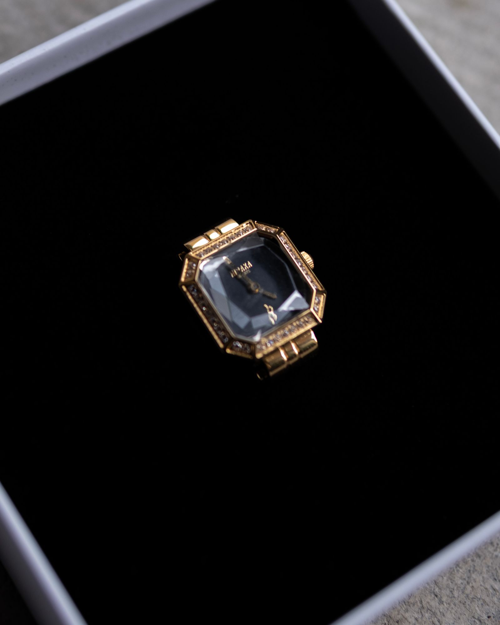 Facet Ring Watch / Gold