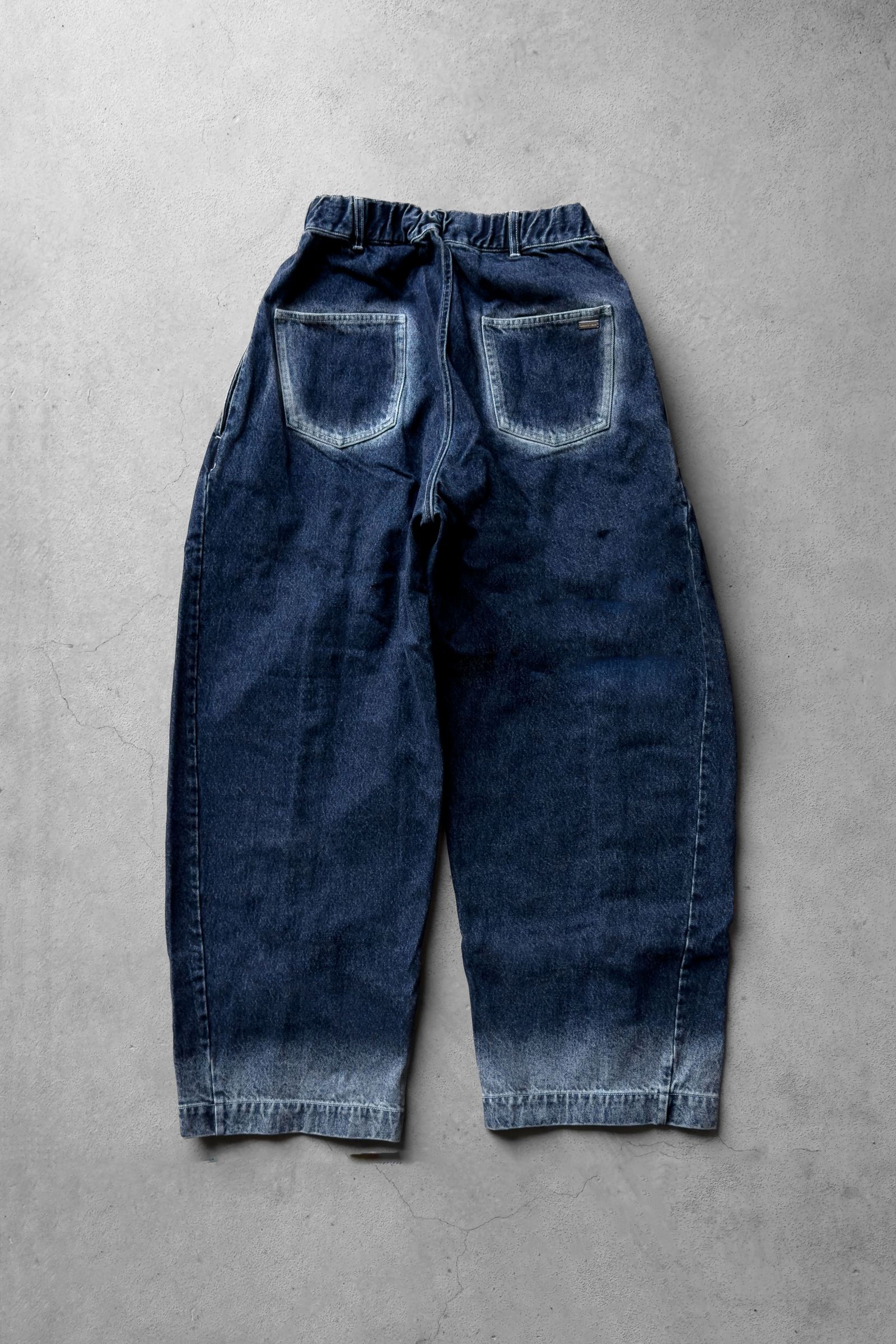 Silver Buckle Double Tuck Denim Pants / Navy