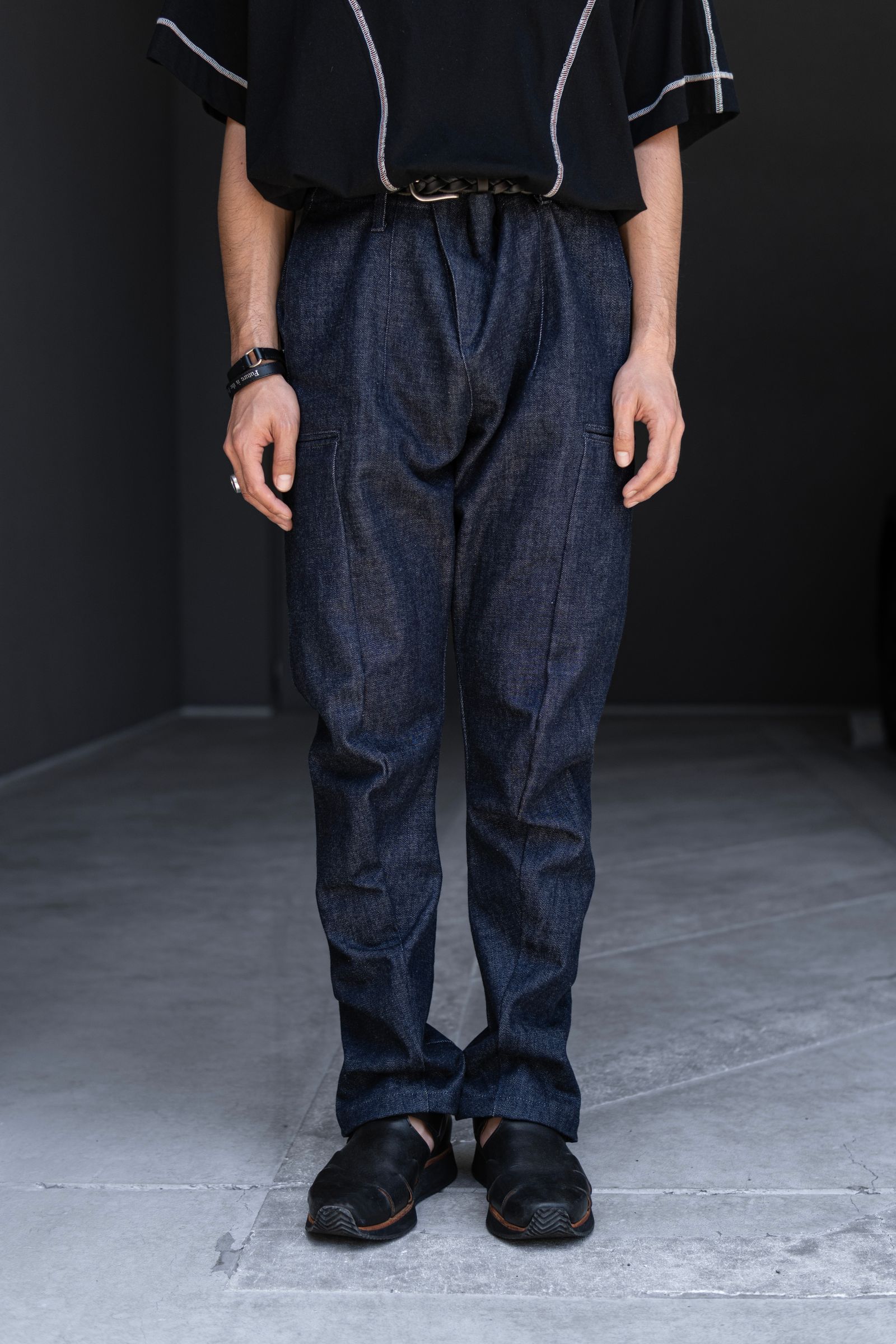 Three-D 12oz bottom / indigo