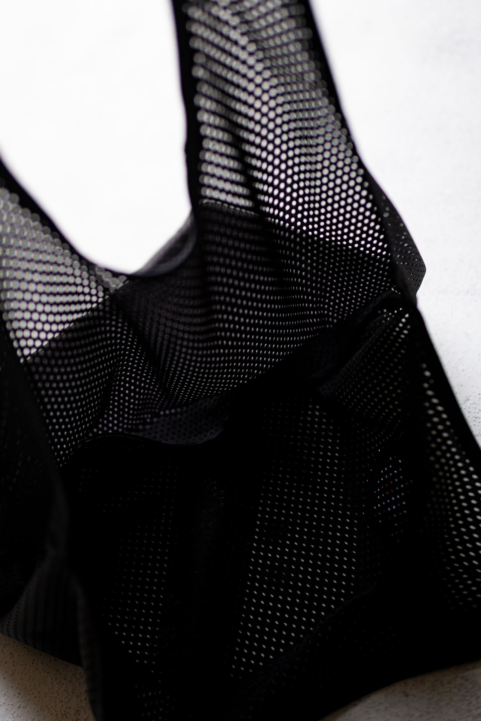 "SUBSTITUTE" BIB TOTE / BLACK