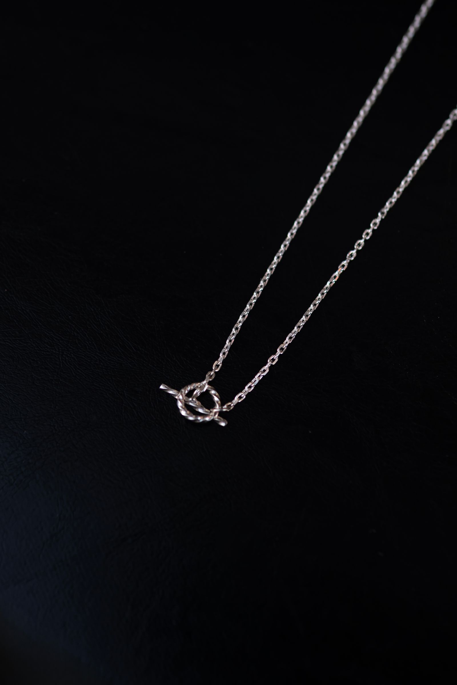 NECKLACE - CHAIN - LONG