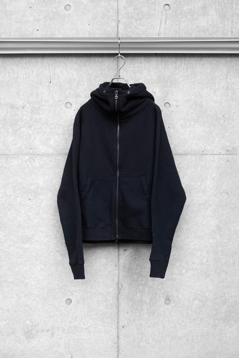 CROPPED BRUSHED HOODIE / BLACK