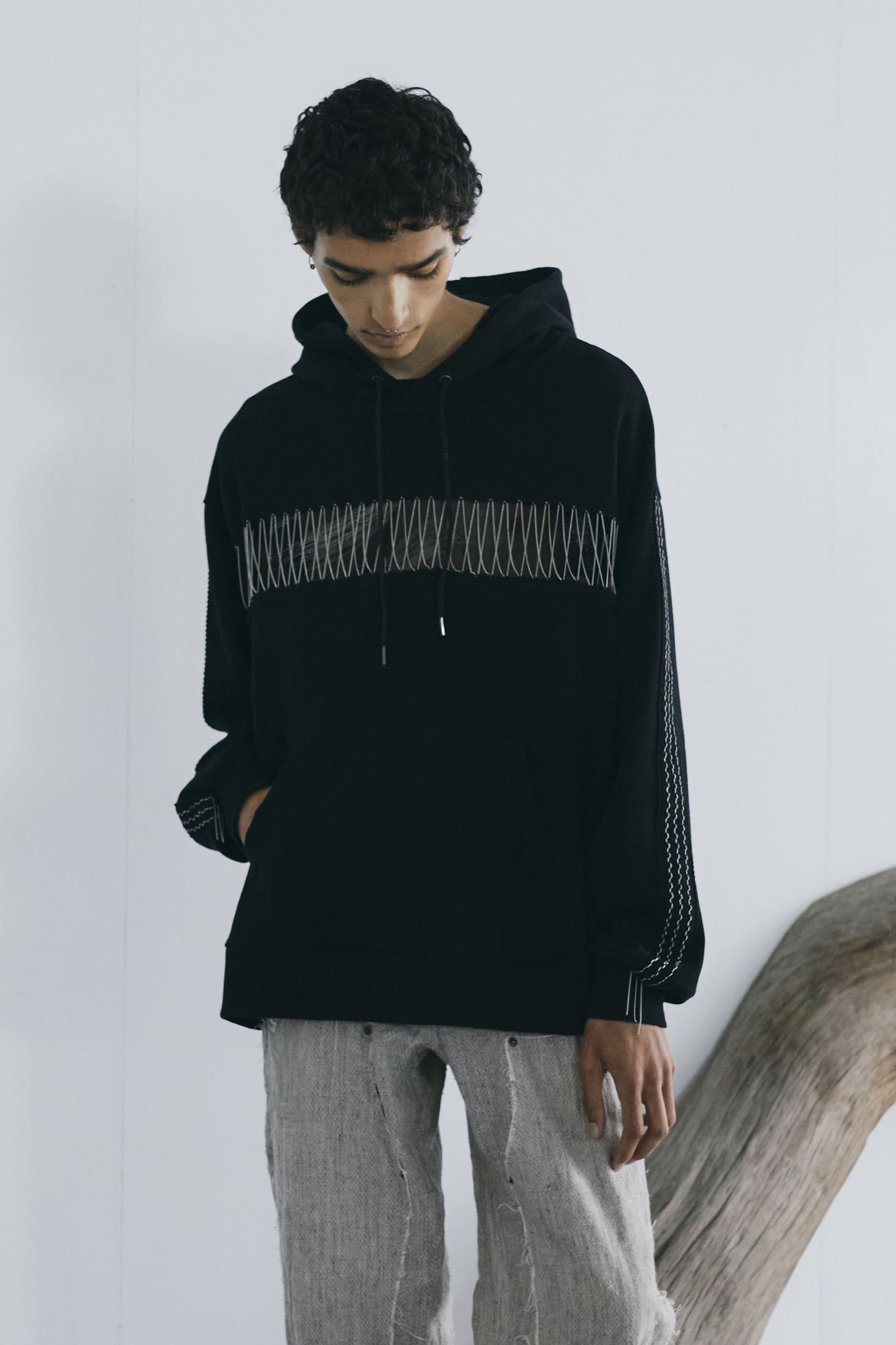 Chain tape hoodie / blk
