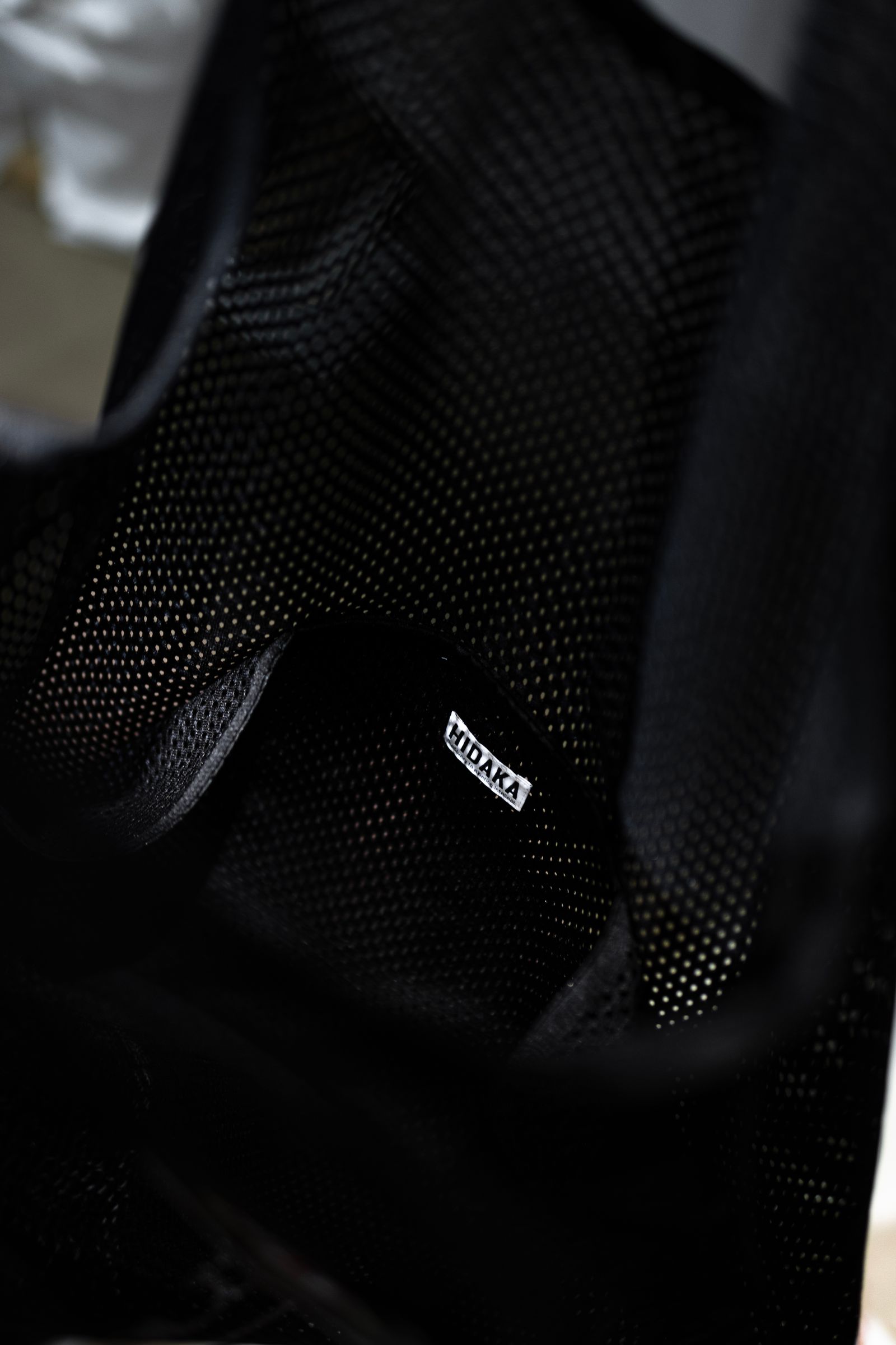 "SUBSTITUTE" BIB TOTE / BLACK
