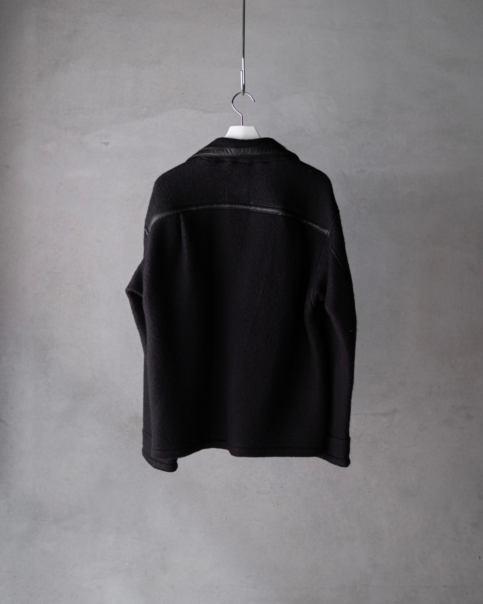 FAUX LEATHER TRIM OVERSIZED PULLOVER / BLACK