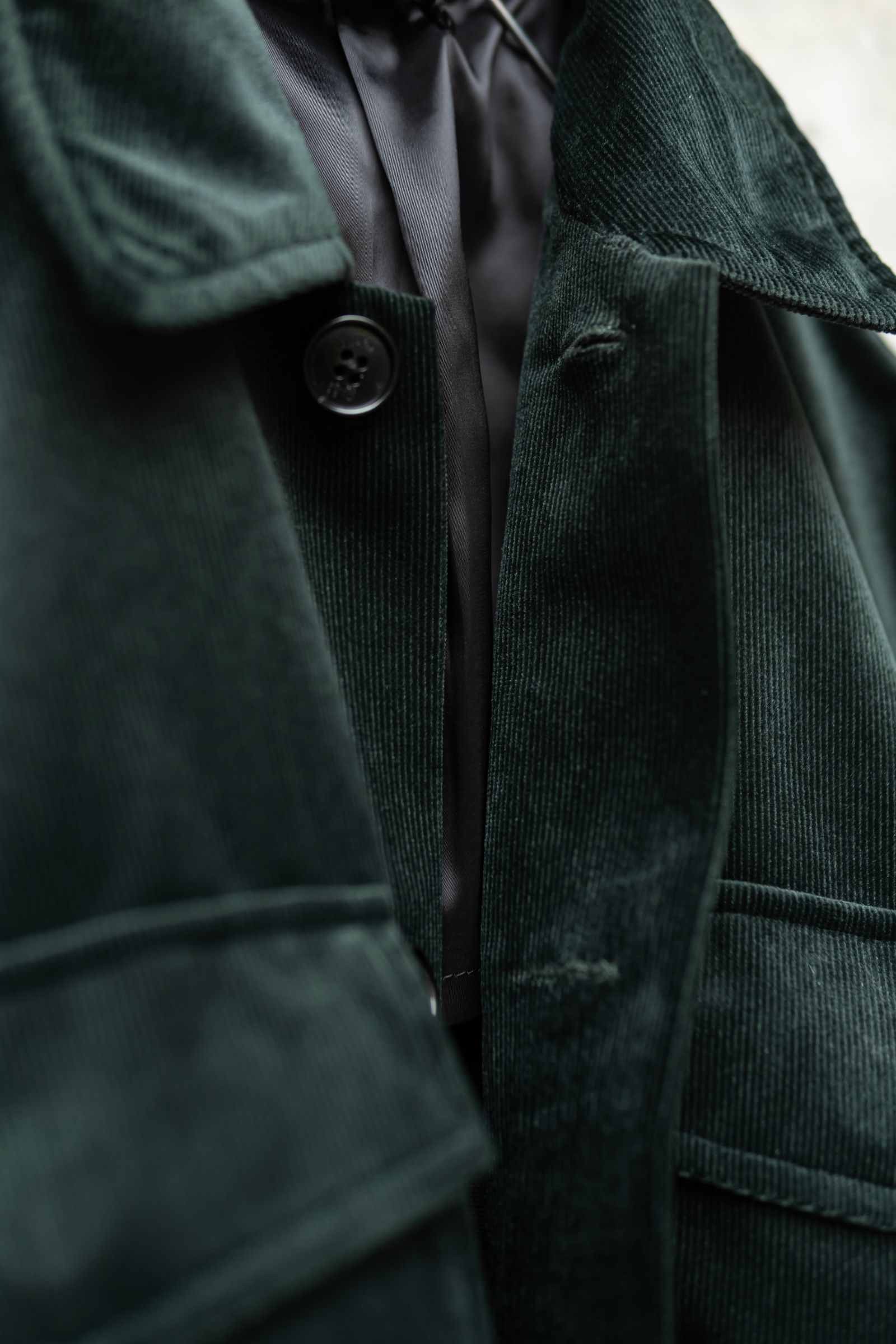 LUSTROUS CORDUROY SHIRT JACKET / GREEN