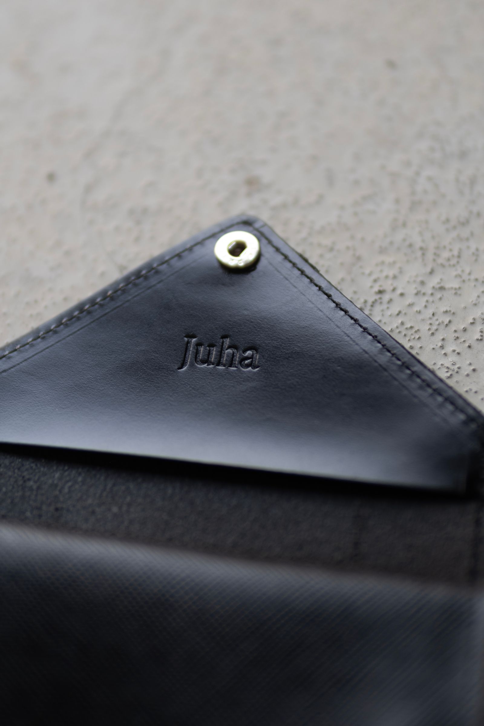 PRISM EDGE MINI WALLET / BLACK