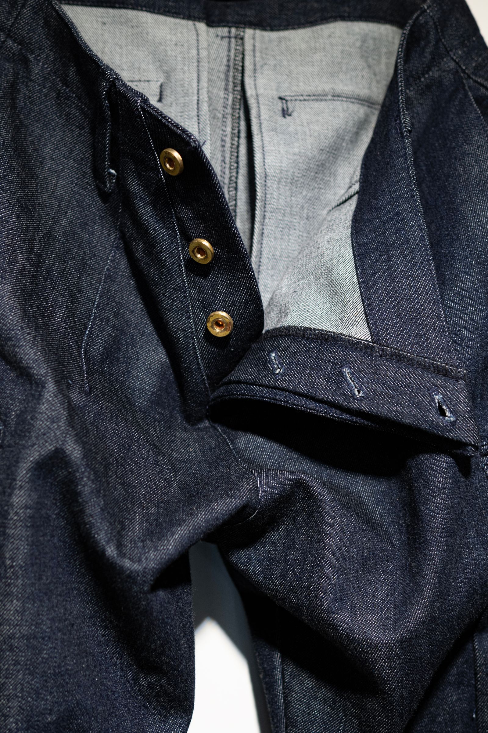 Three-D 12oz bottom / indigo