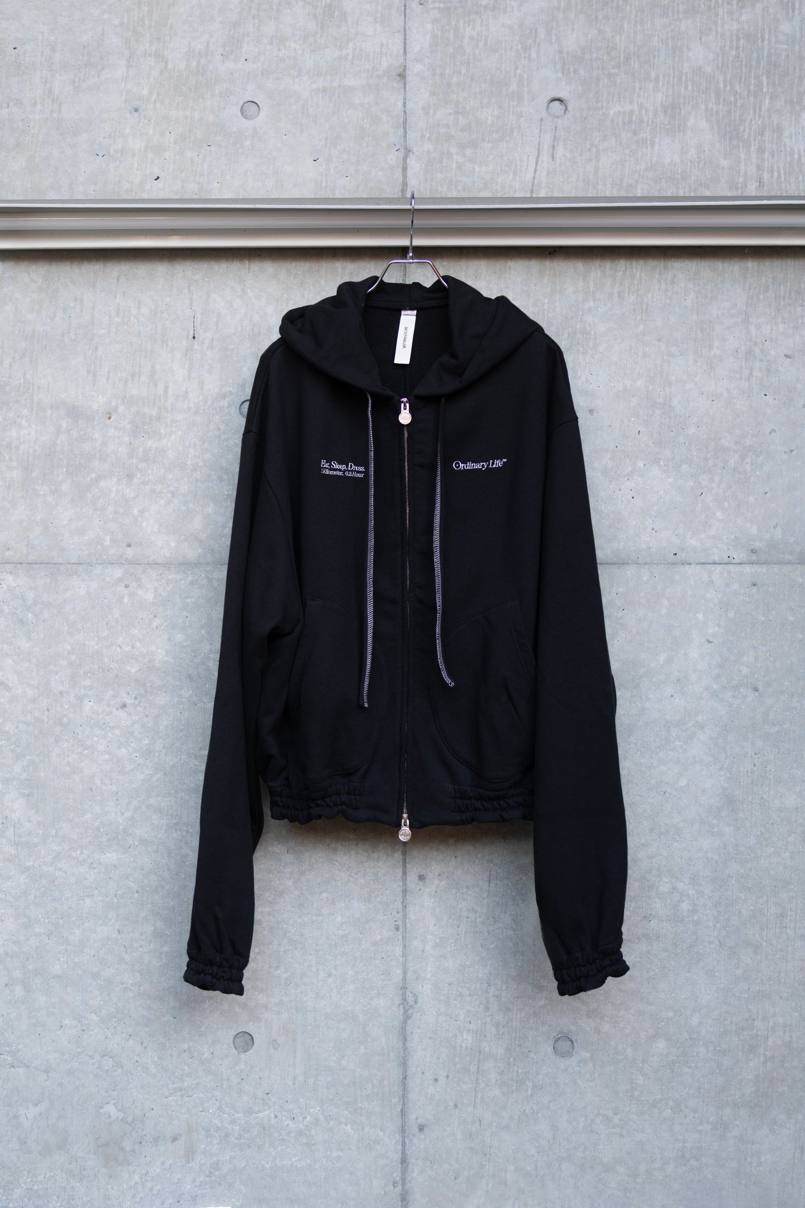 下手な洒落　古いふるい笊2個 SHINYAKOZUKA(シンヤコヅカ)のORDINARY OLD STYLE ZIP HOODIE
