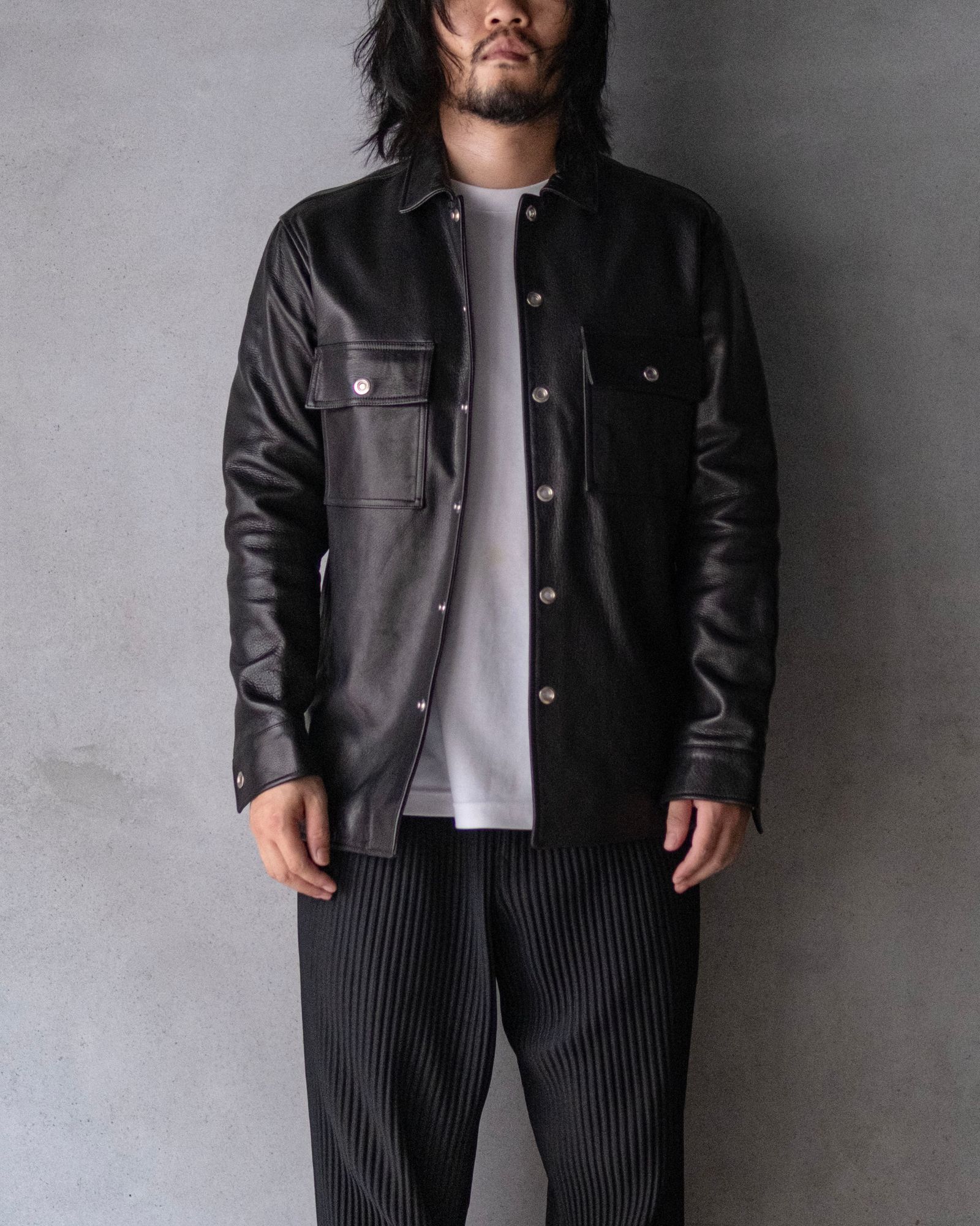 leather shirt / black