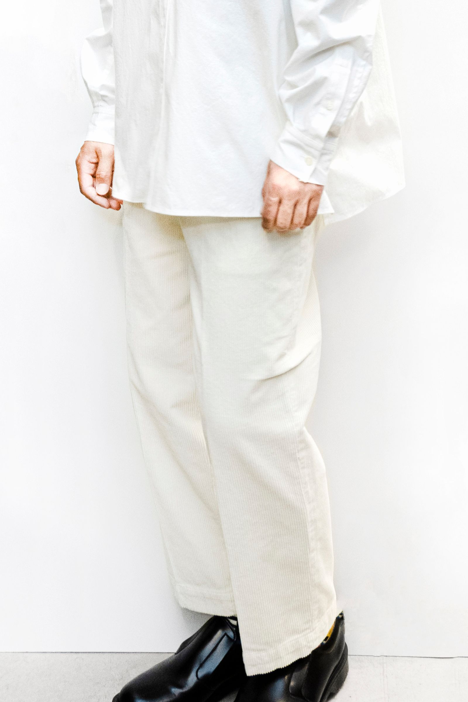 8walle Corduroy 1tuck Wide Pants / NATURAL