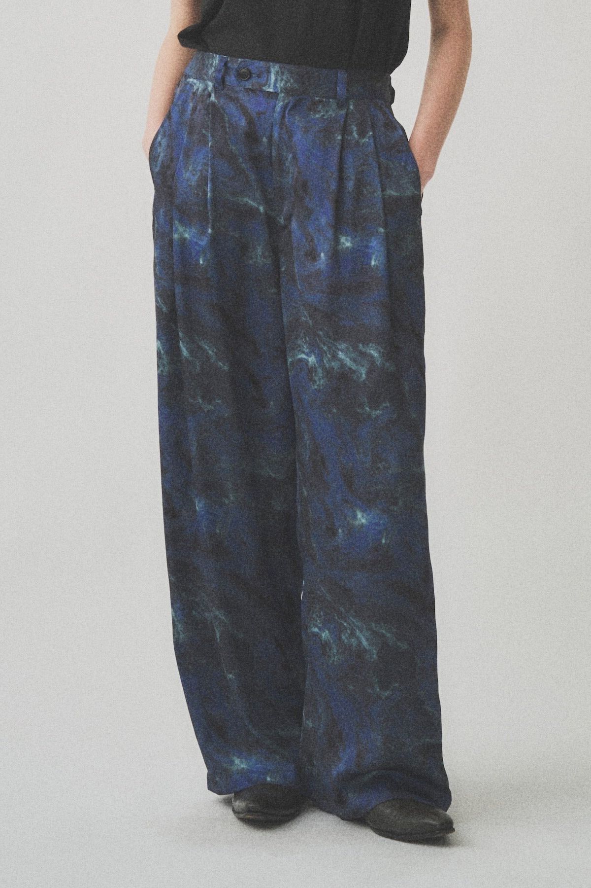 ABSTRACT WIDE EASY PANTS / NAVY