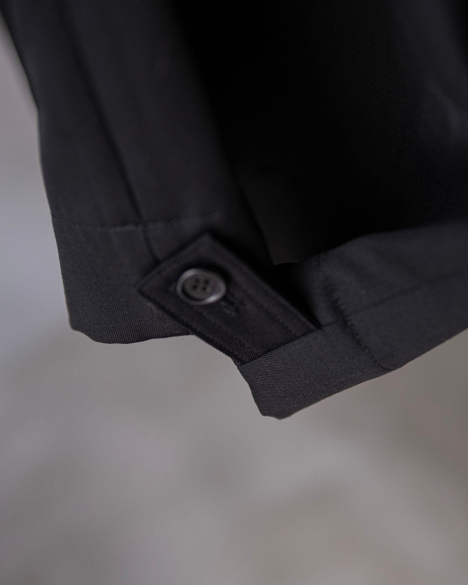 3-Tuck Wide Slacks / Black