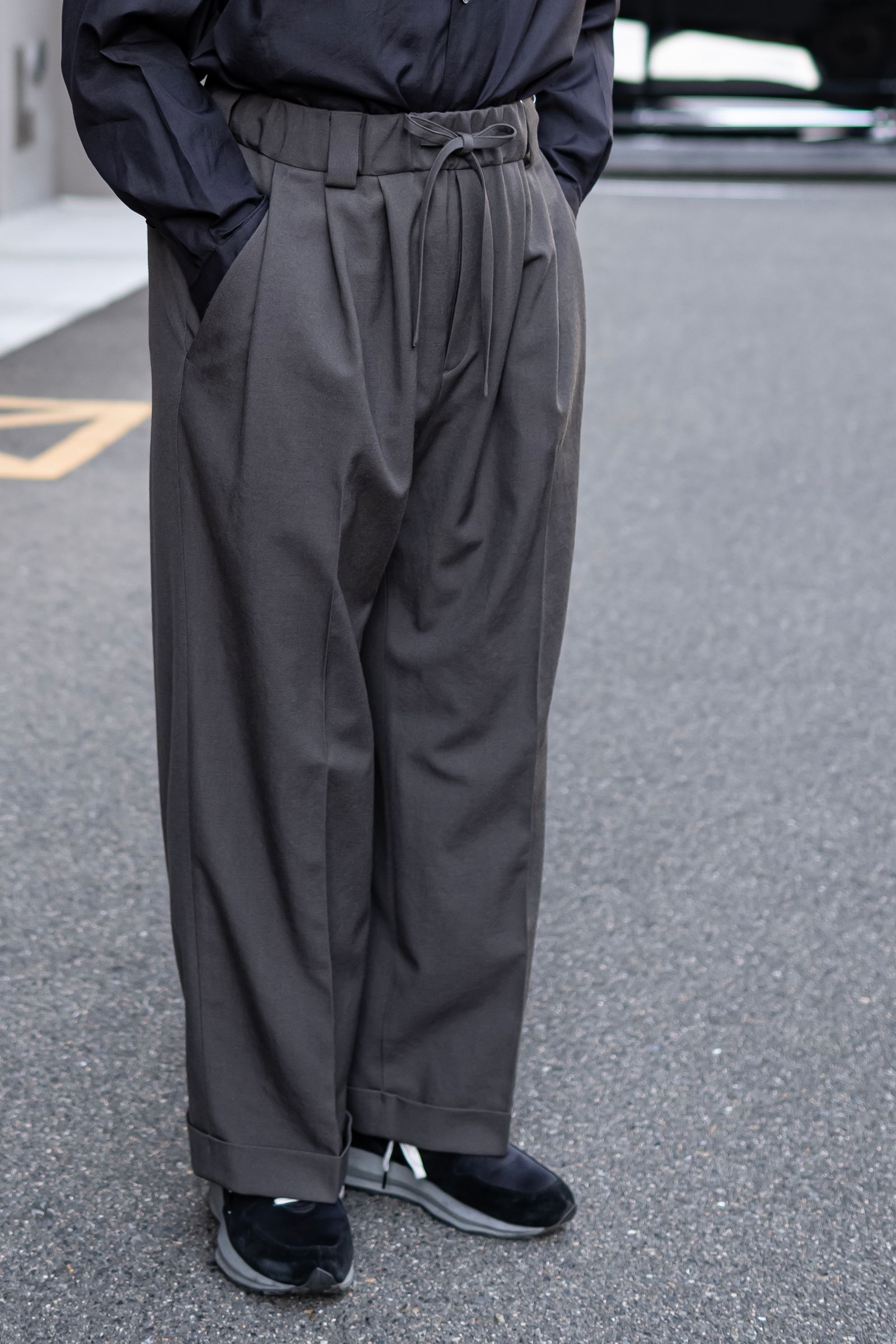 Blanc YM - Wide easy trousers / Gray | Retikle Online Store