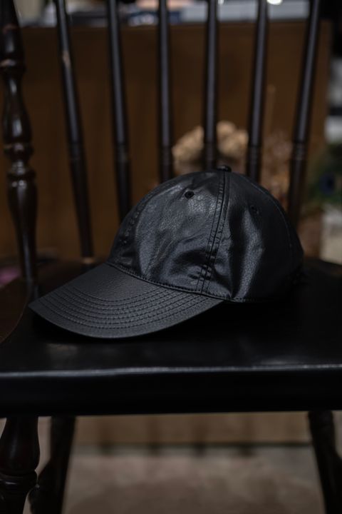 "FAKE-FAKE LEATHER" magnetic buckle cap / BLACK