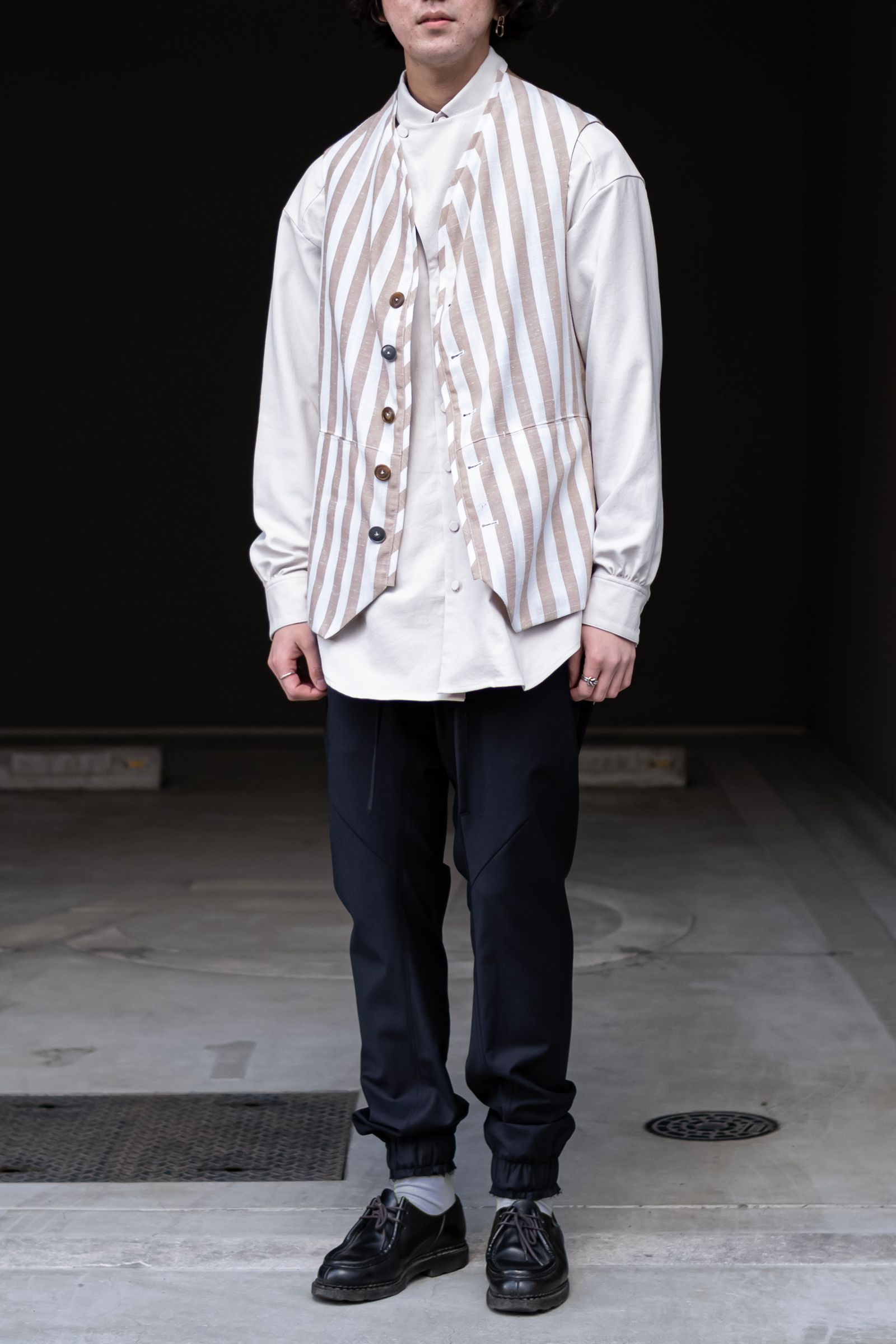 STYLE NO. 83