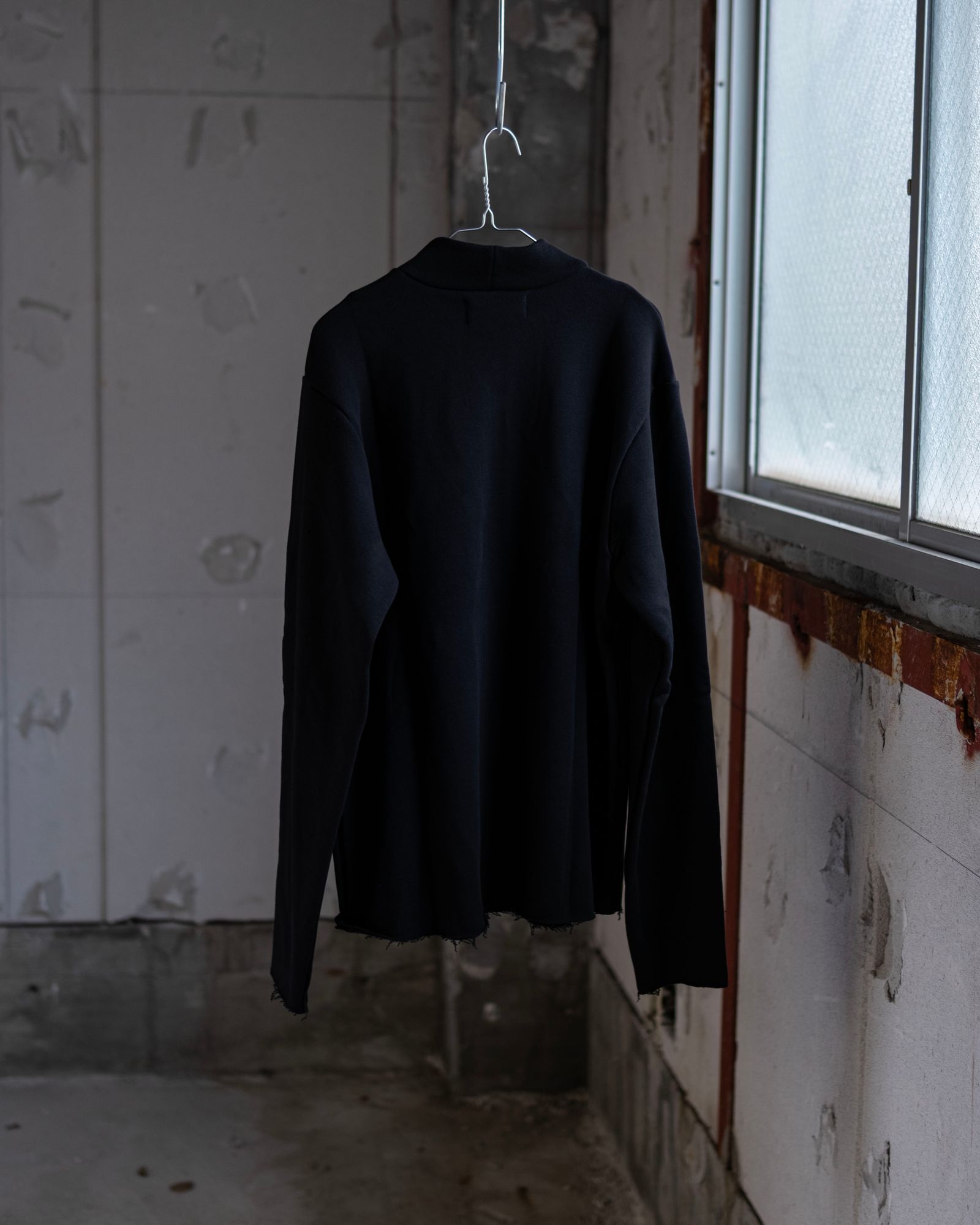 High neck Pullover / Black
