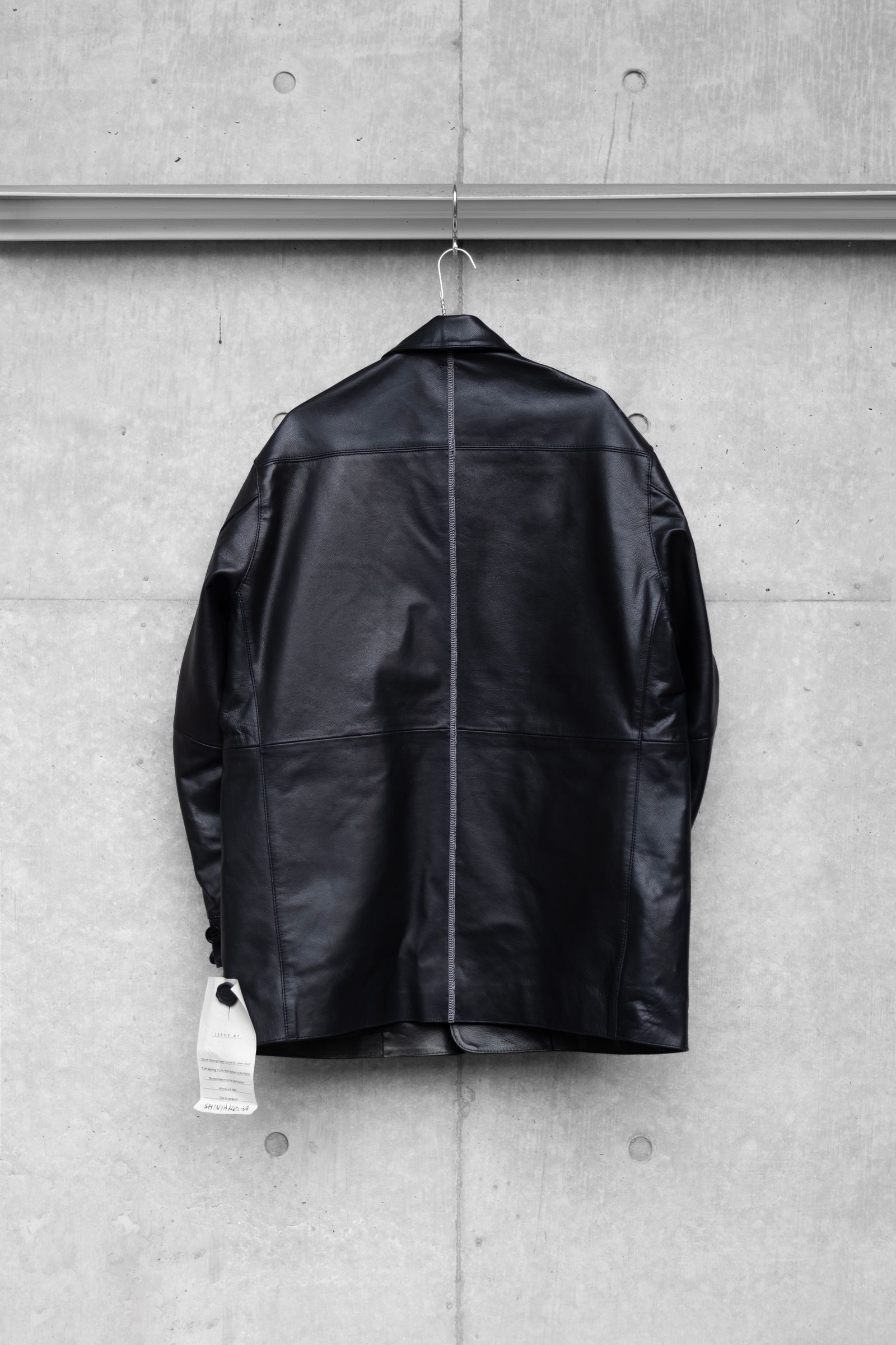 CAR OWNER / BLACK