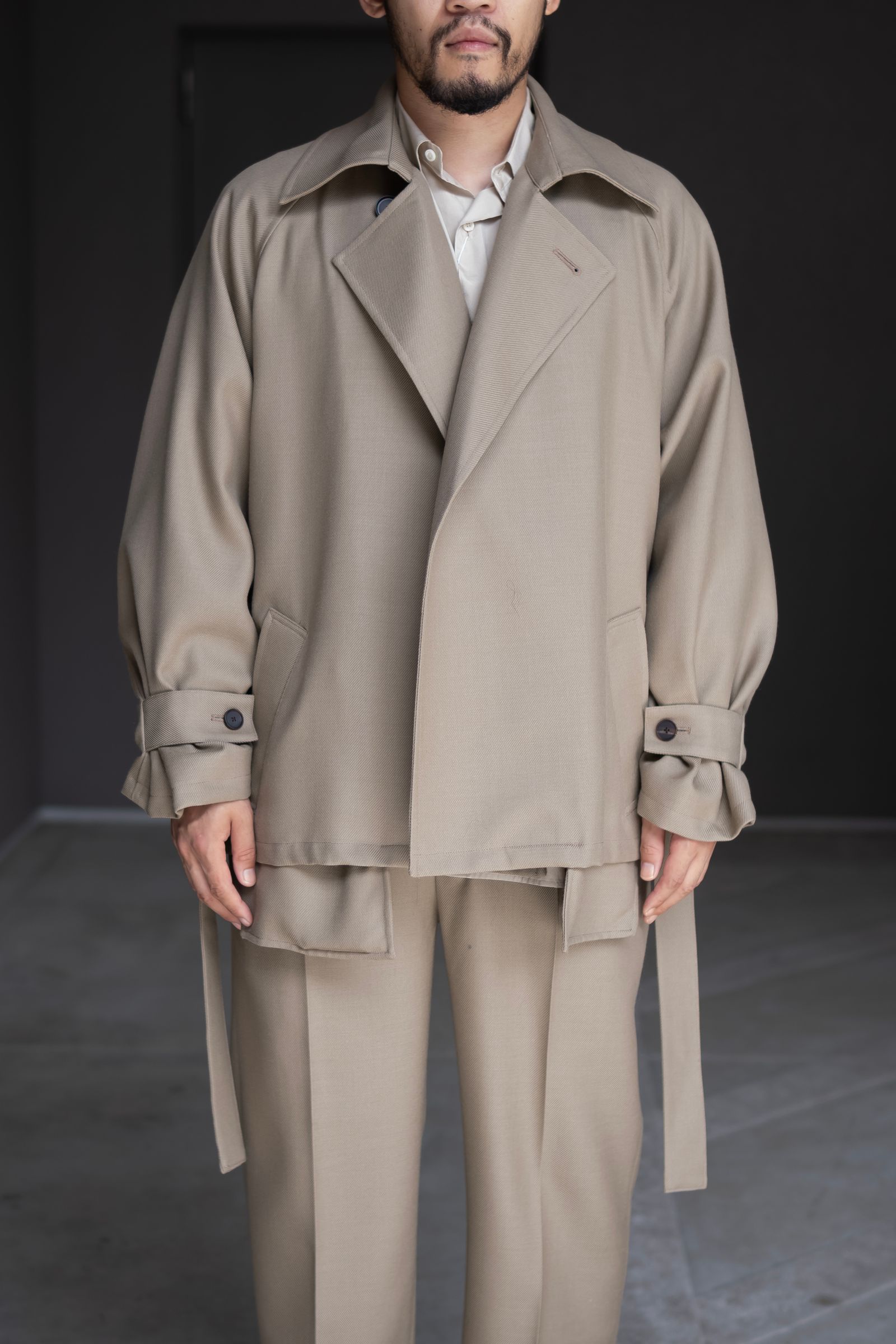 Blanc YM - Short trench coat / Blue-Black | Retikle Online Store