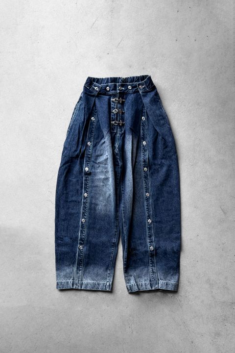 Silver Buckle Double Tuck Denim Pants / Navy