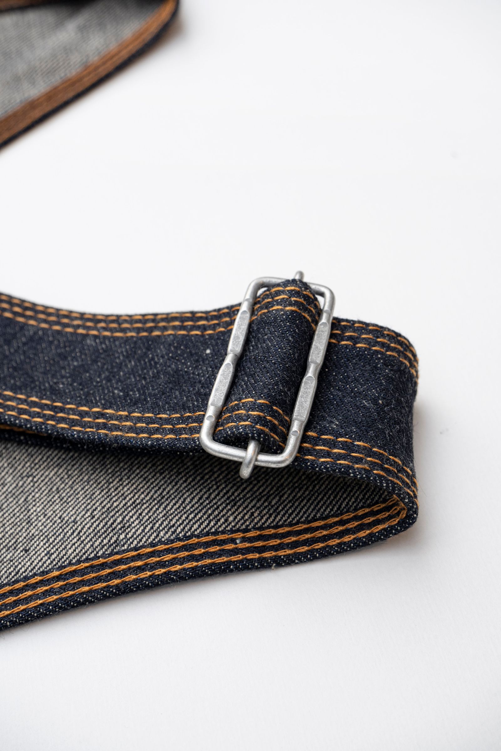 DENIM VEST / RIGID INDIGO