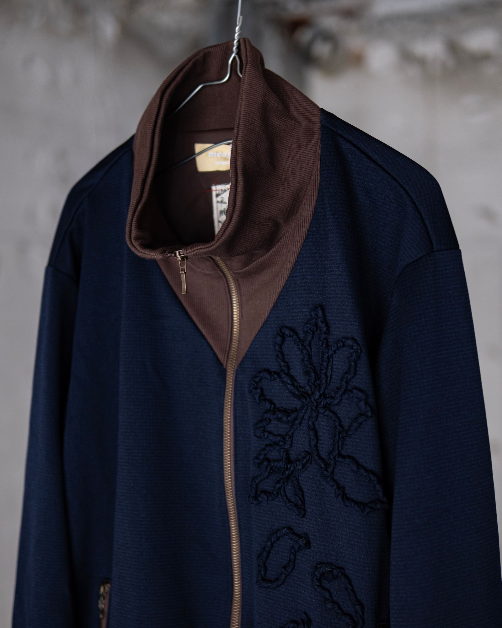 Tape embroidery track JKT / nvy