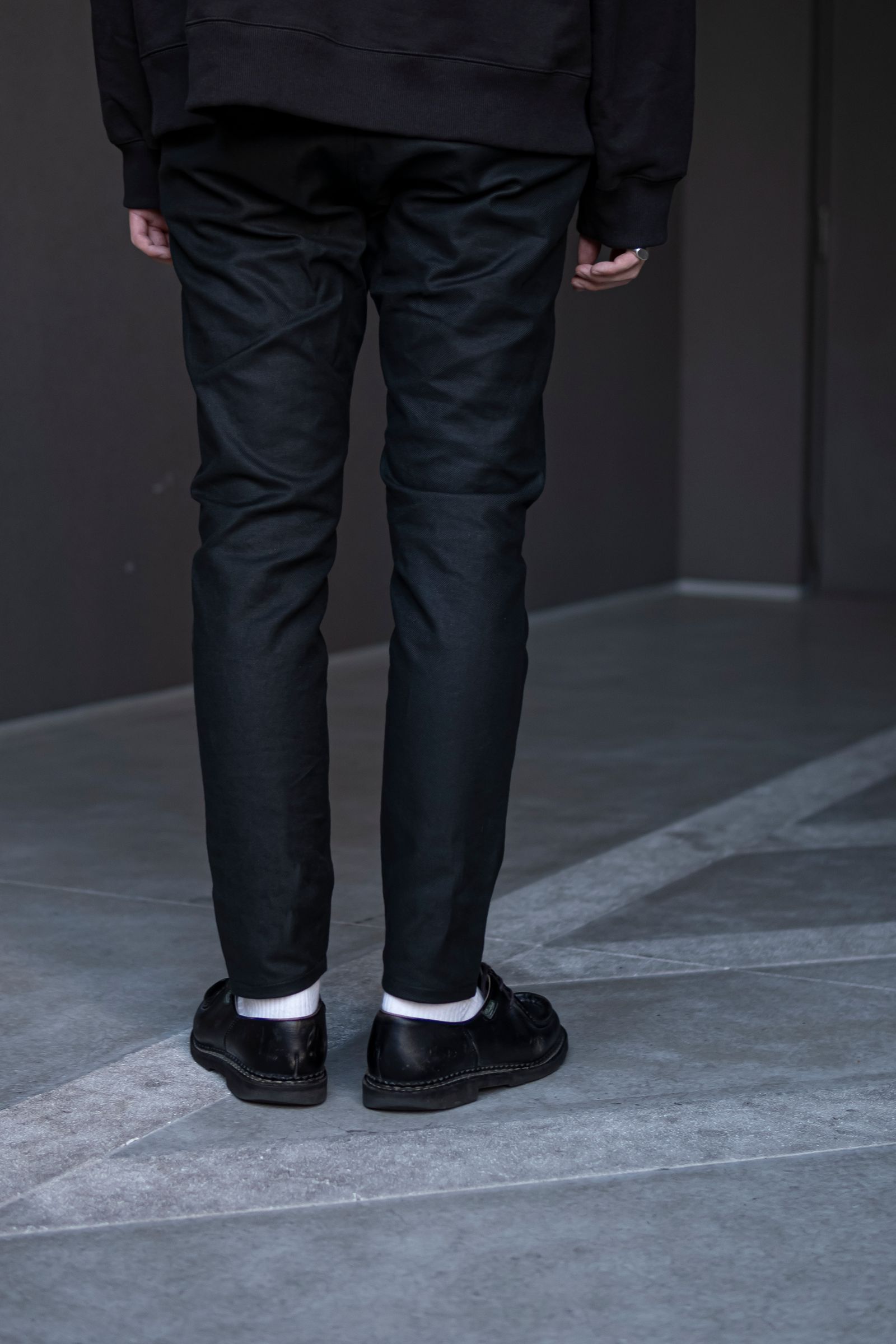 Side pocket tite pants