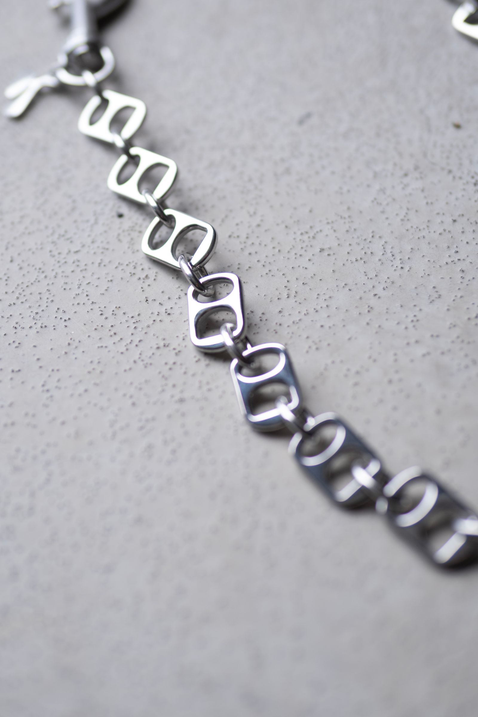 PULL TAB PANTS CHAIN / SILVER