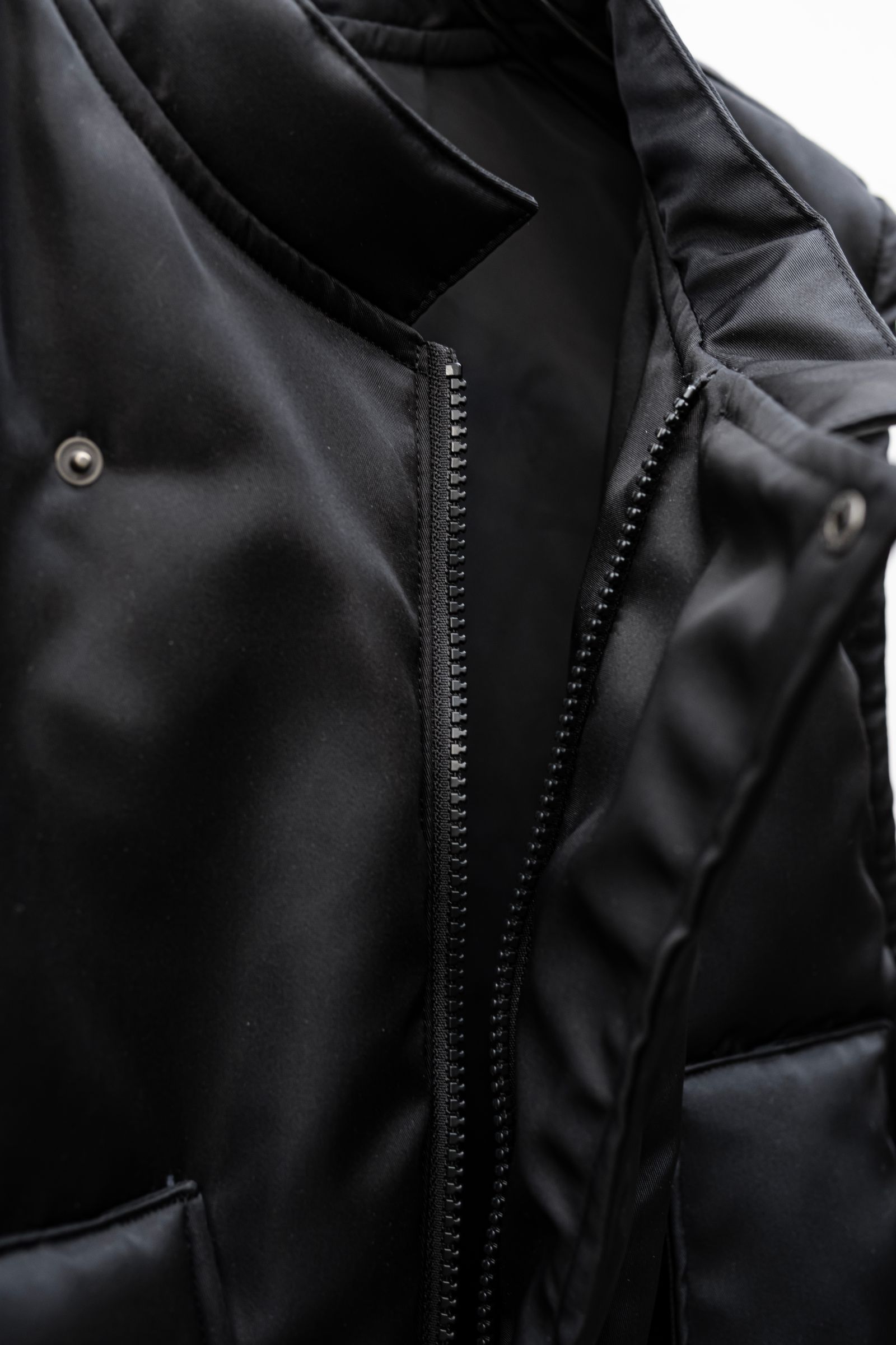 【LIMITED EDITION】Nylon down vest