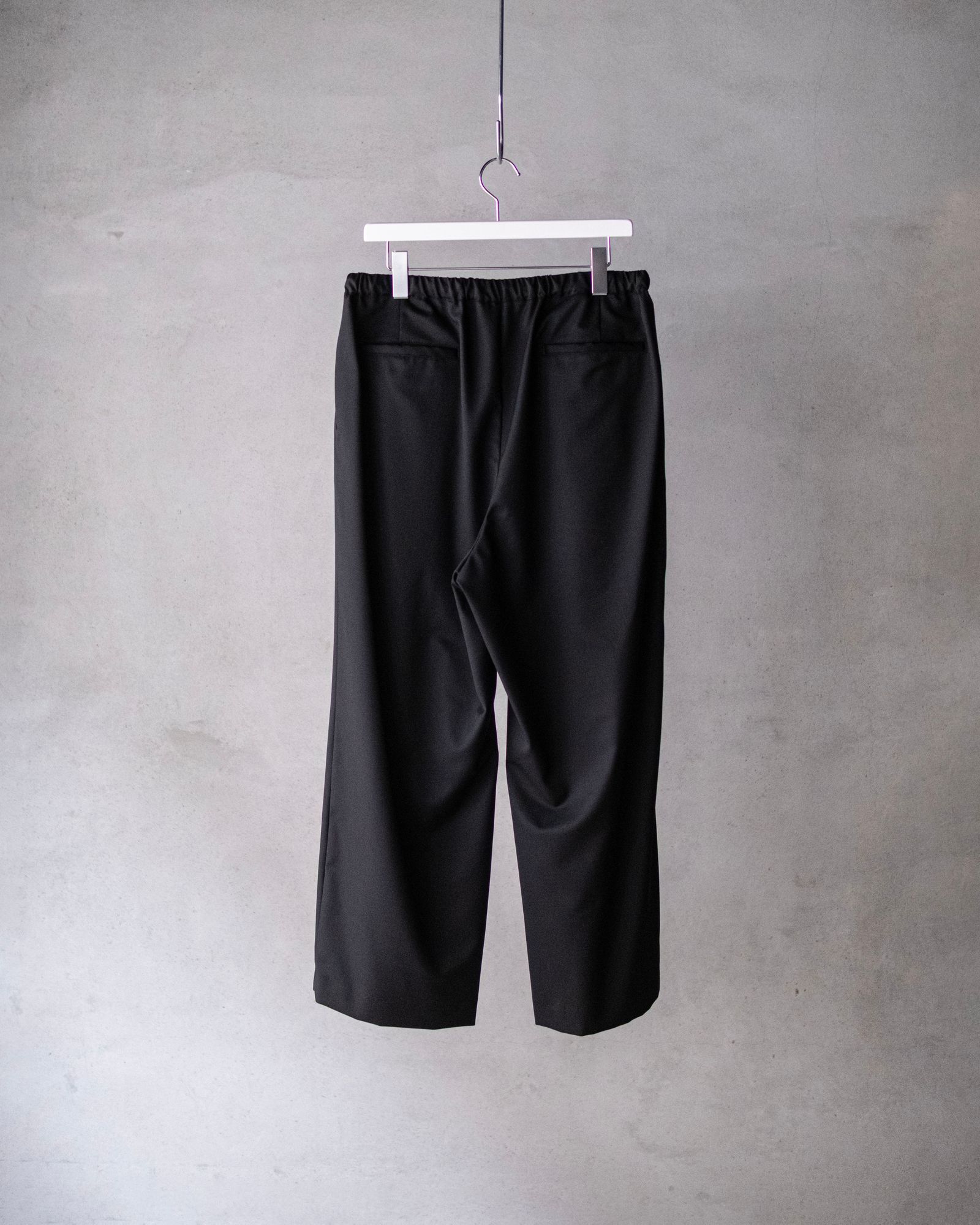 Pure Wool Relax Trousers / Black