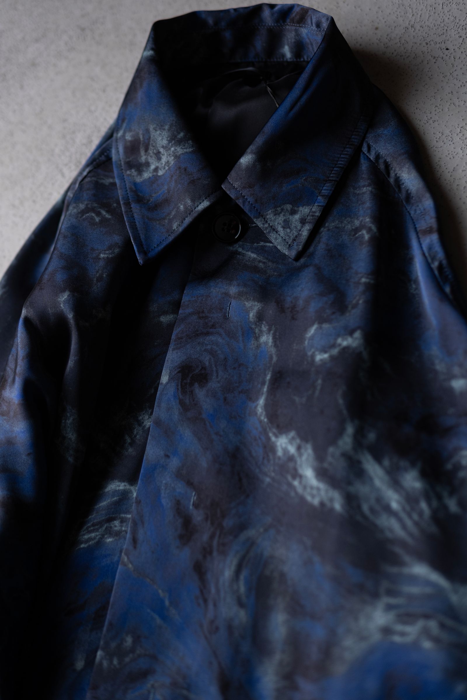 ABSTRACT STONE SHORT JACKET / NAVY