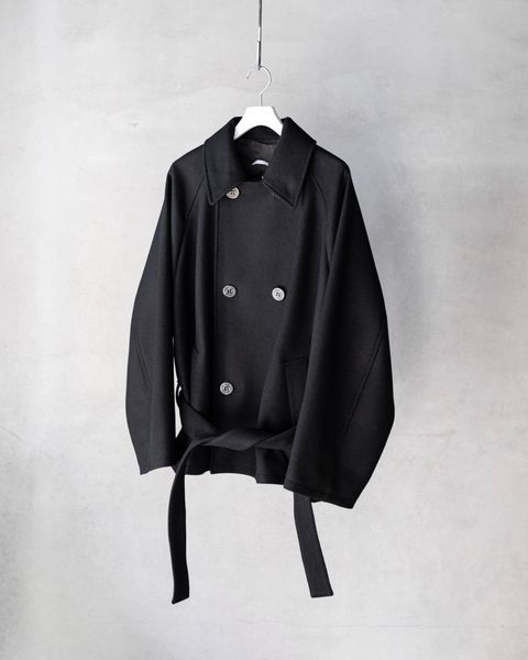Wool Raglan Pea Coat / Black