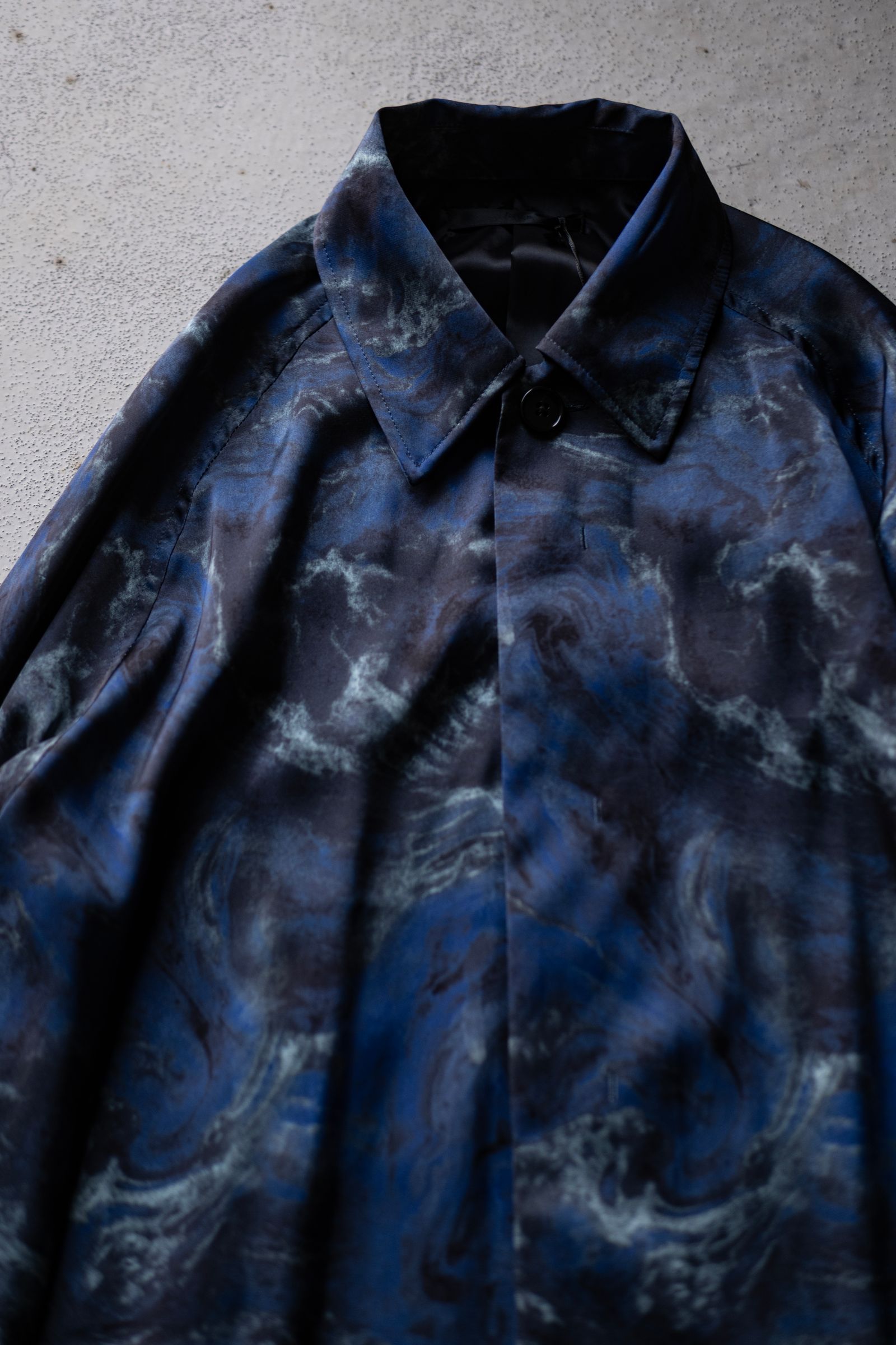 ABSTRACT STONE SHORT JACKET / NAVY