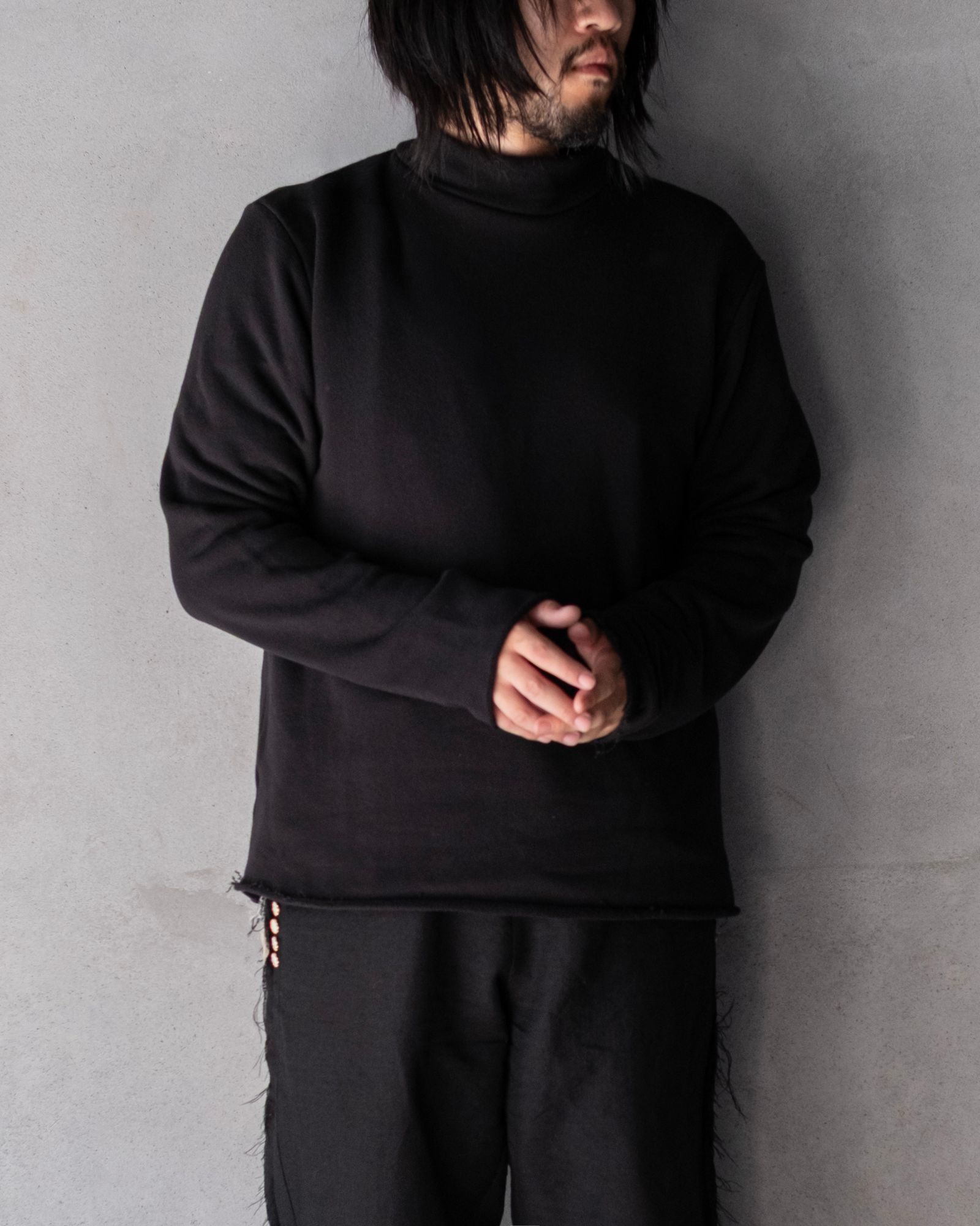 High neck Pullover / Black